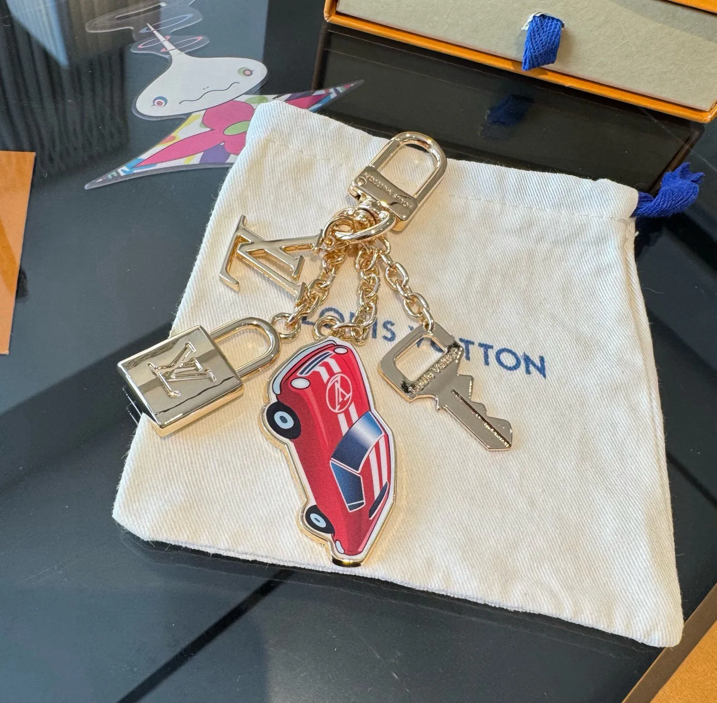 Key Cases LOUIS VUITTON 18013280
