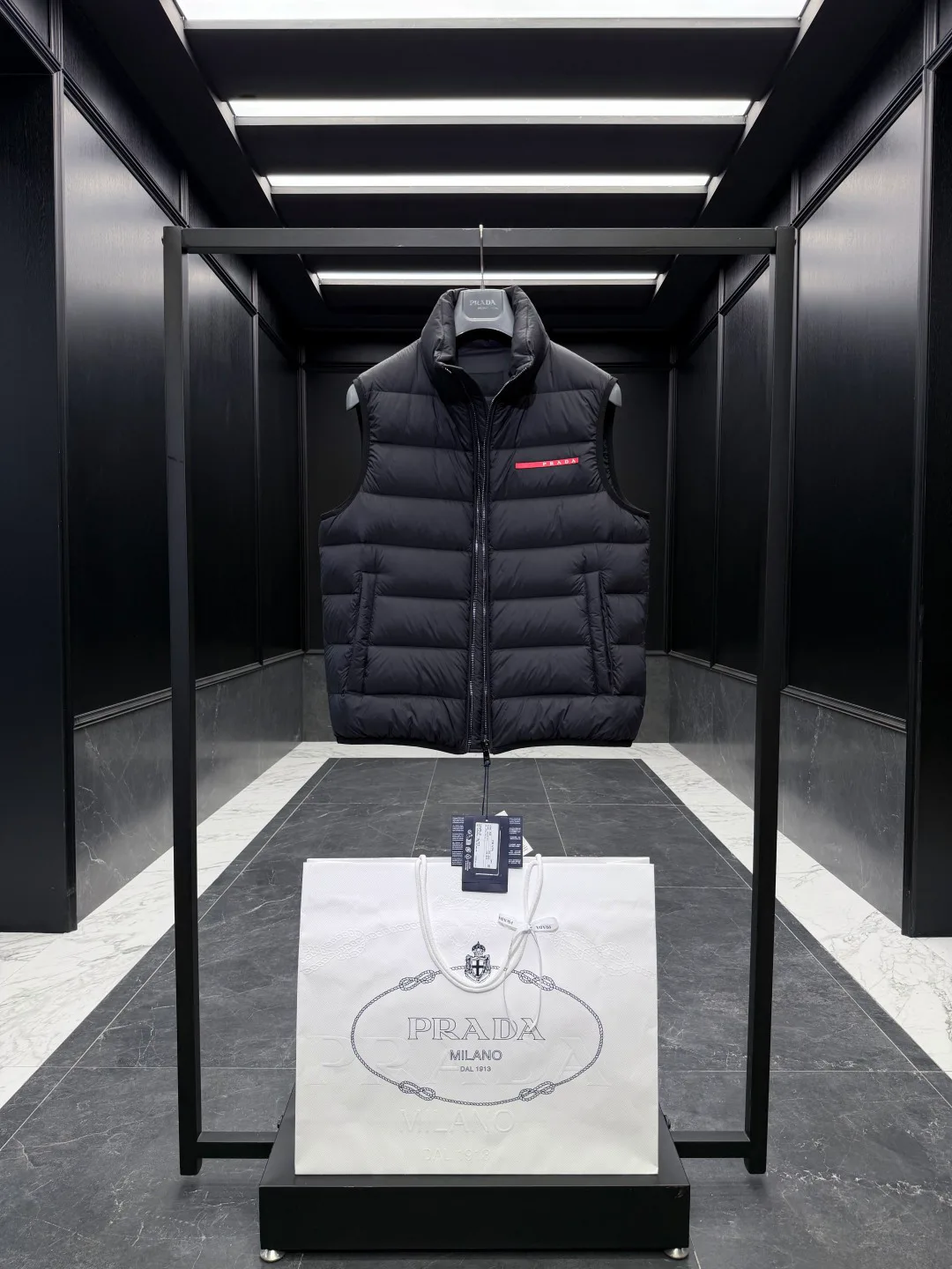 Men's Vests PRADA 18416833