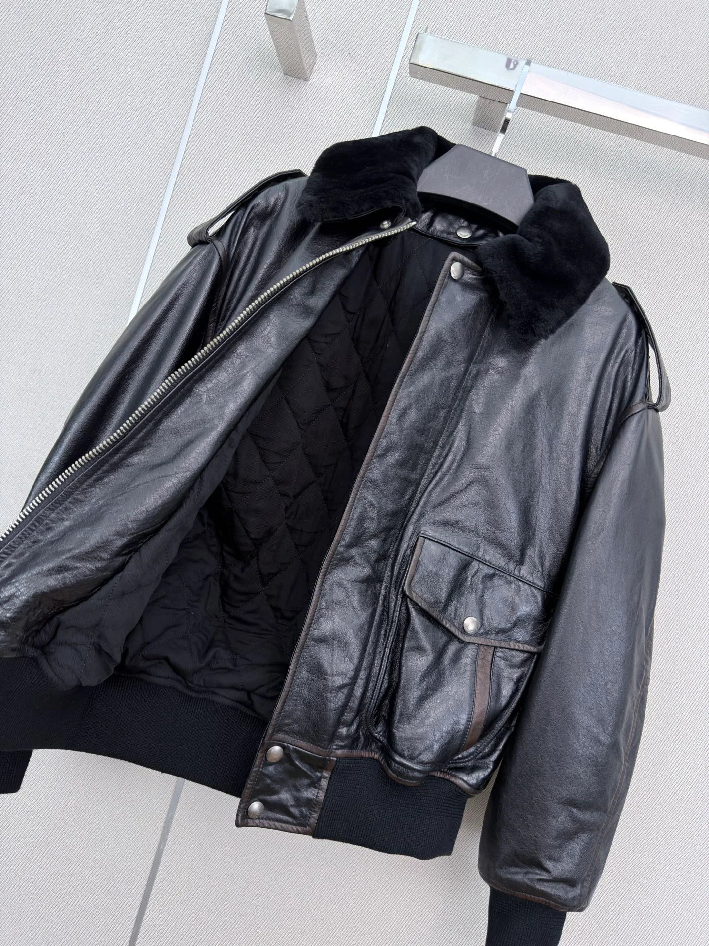 Women's Leather Jackets And Sheepskin Coats SAINT LAURENT 18056781