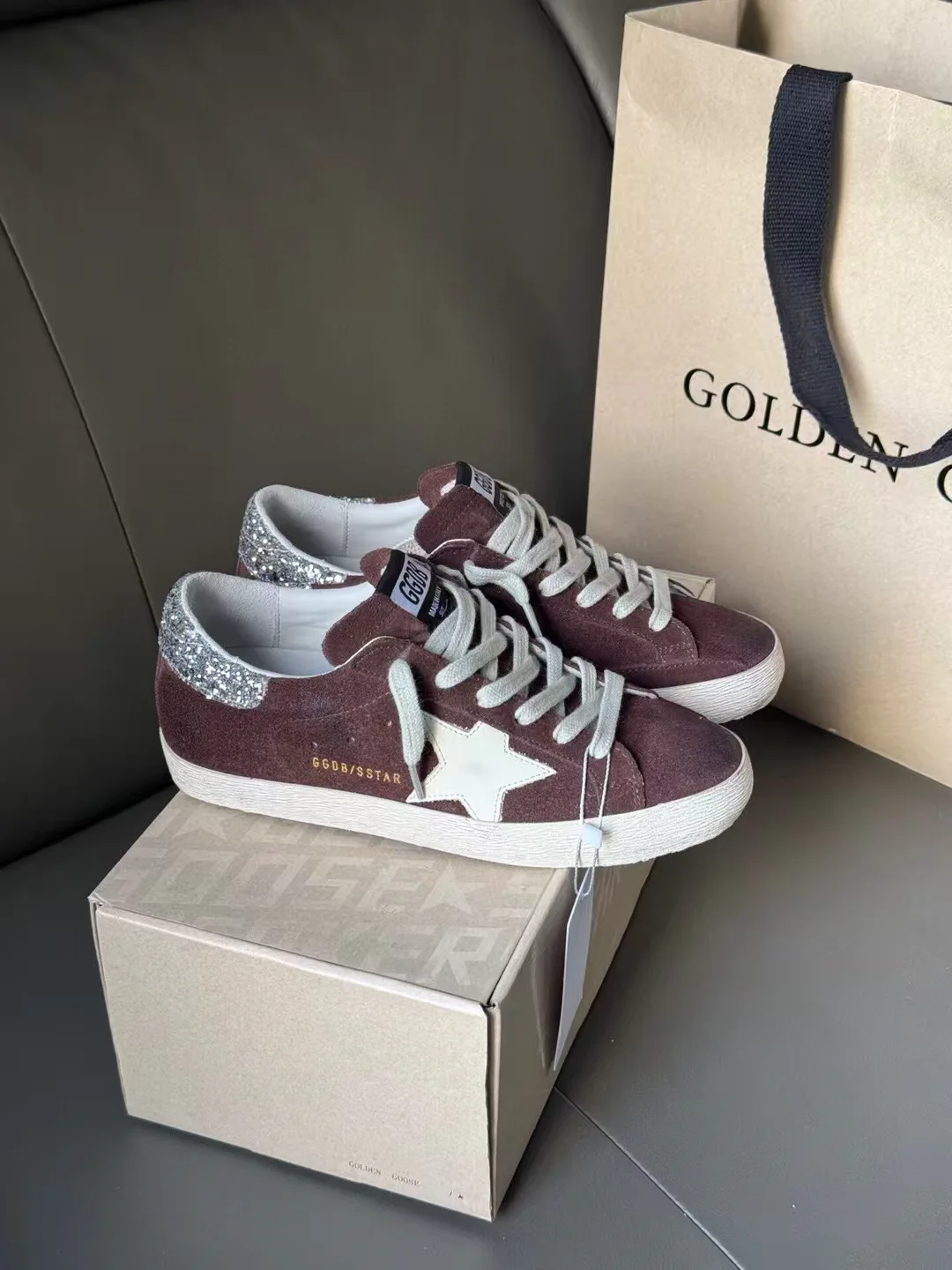 Women's Sneakers GOLDEN GOOSE 18265603