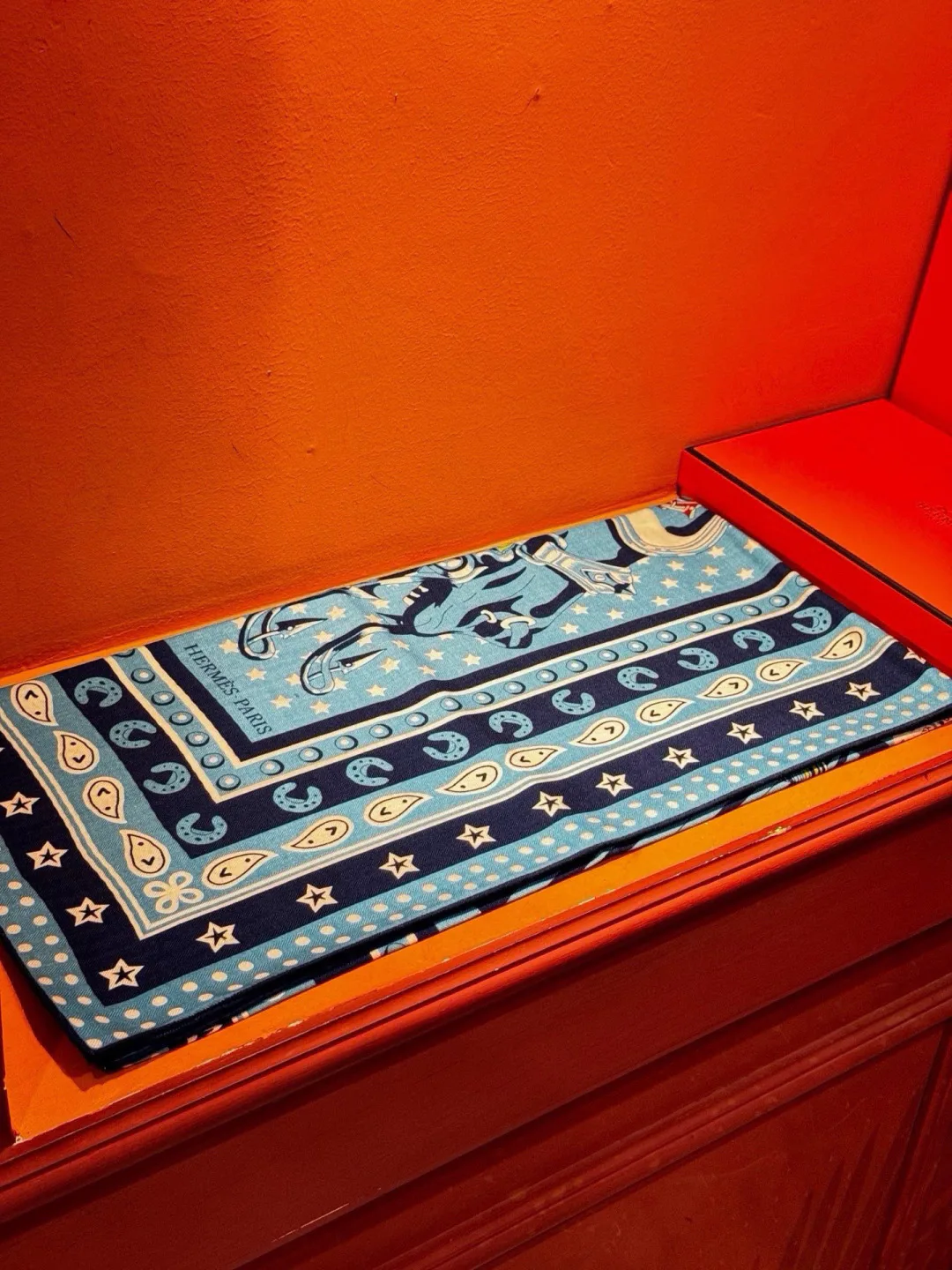 Silk Scarves HERMES 18322217