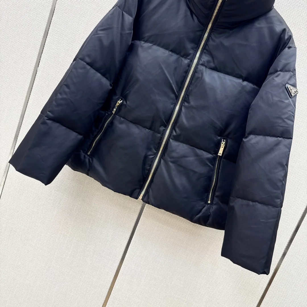 Women's Jackets And Down Jackets PRADA 18398207