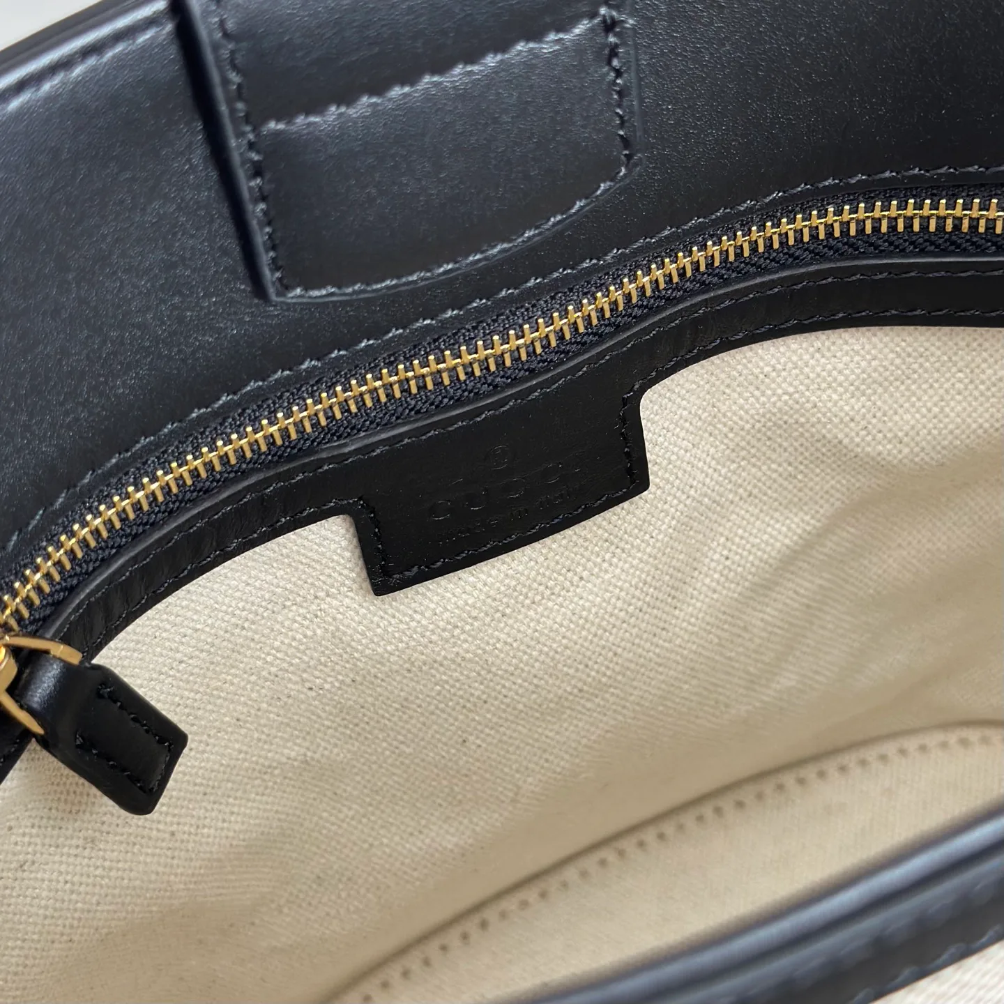 Women's Classic Handbags GUCCI 18310181