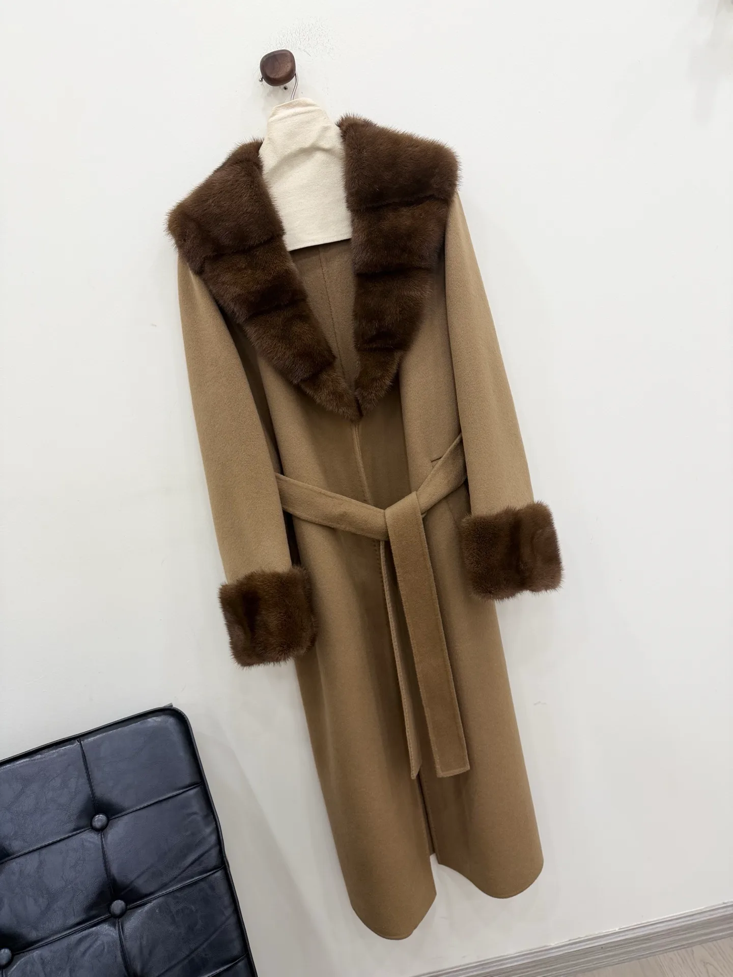 Women's Coats LORO PIANA 18326258