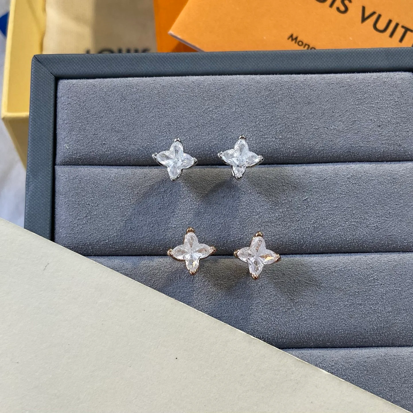 Jewelry LOUIS VUITTON 18454042