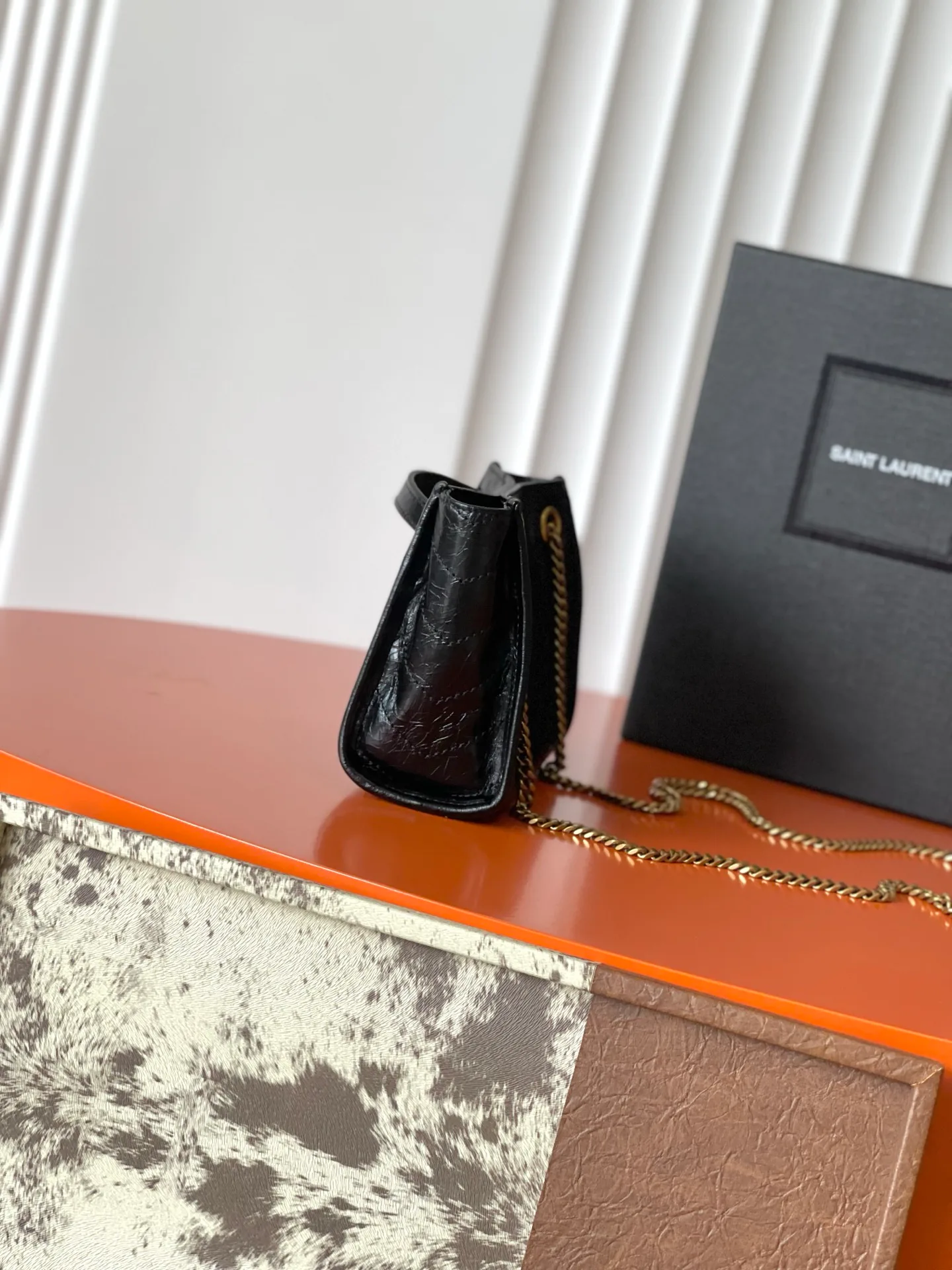 Классические Сумки Женские Saint Laurent 18610989
