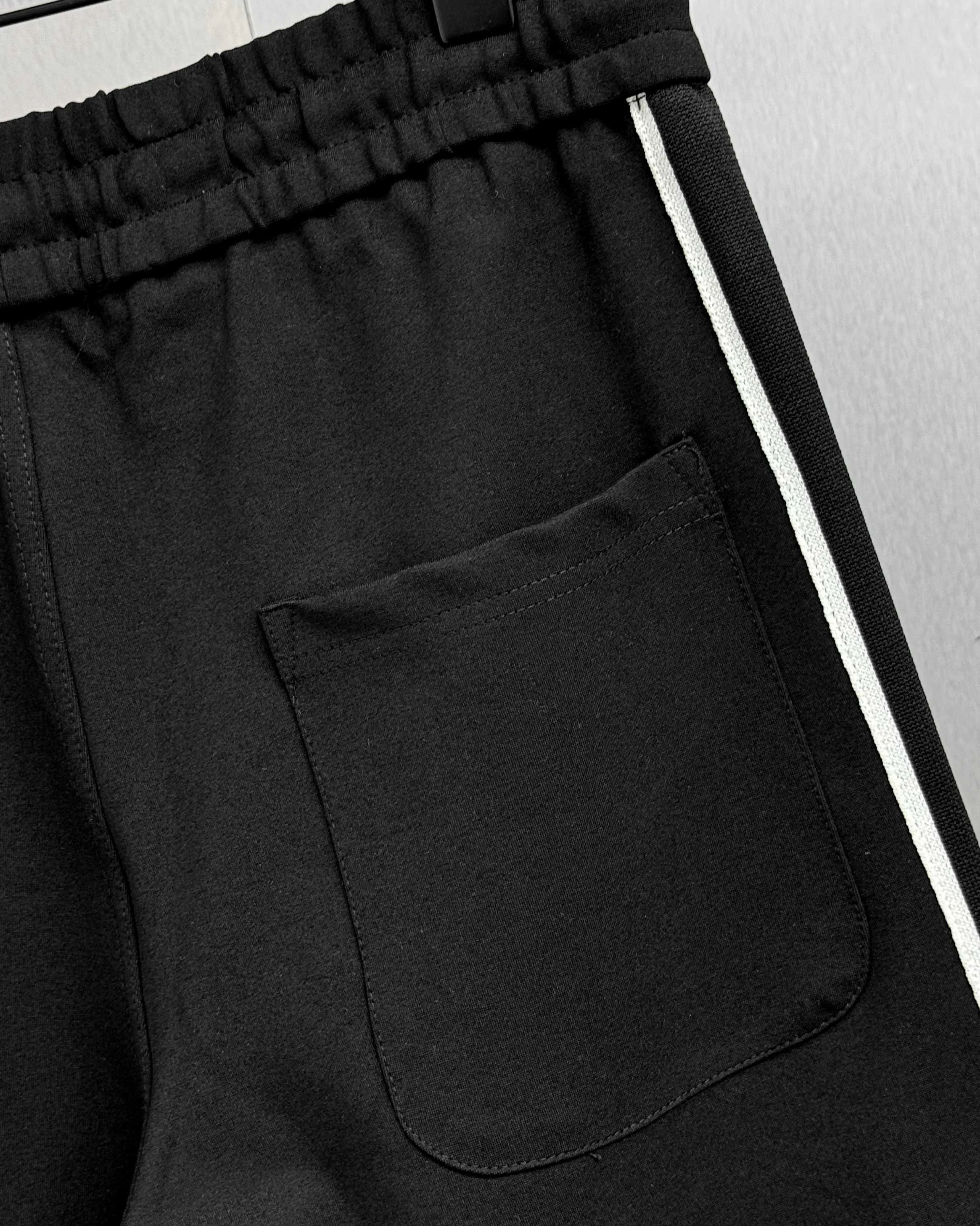 Men's Trousers GUCCI 18069019