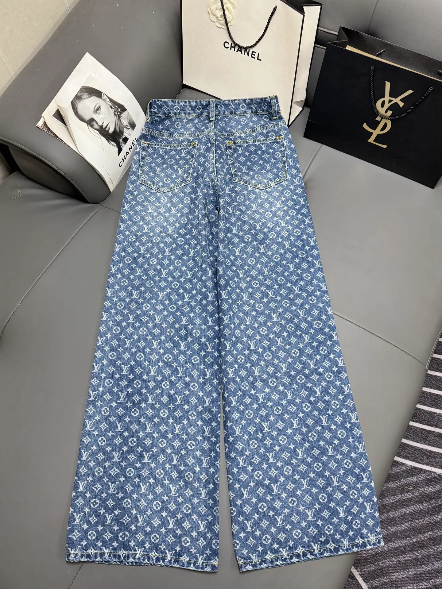 Women's Jeans LOUIS VUITTON 18174658