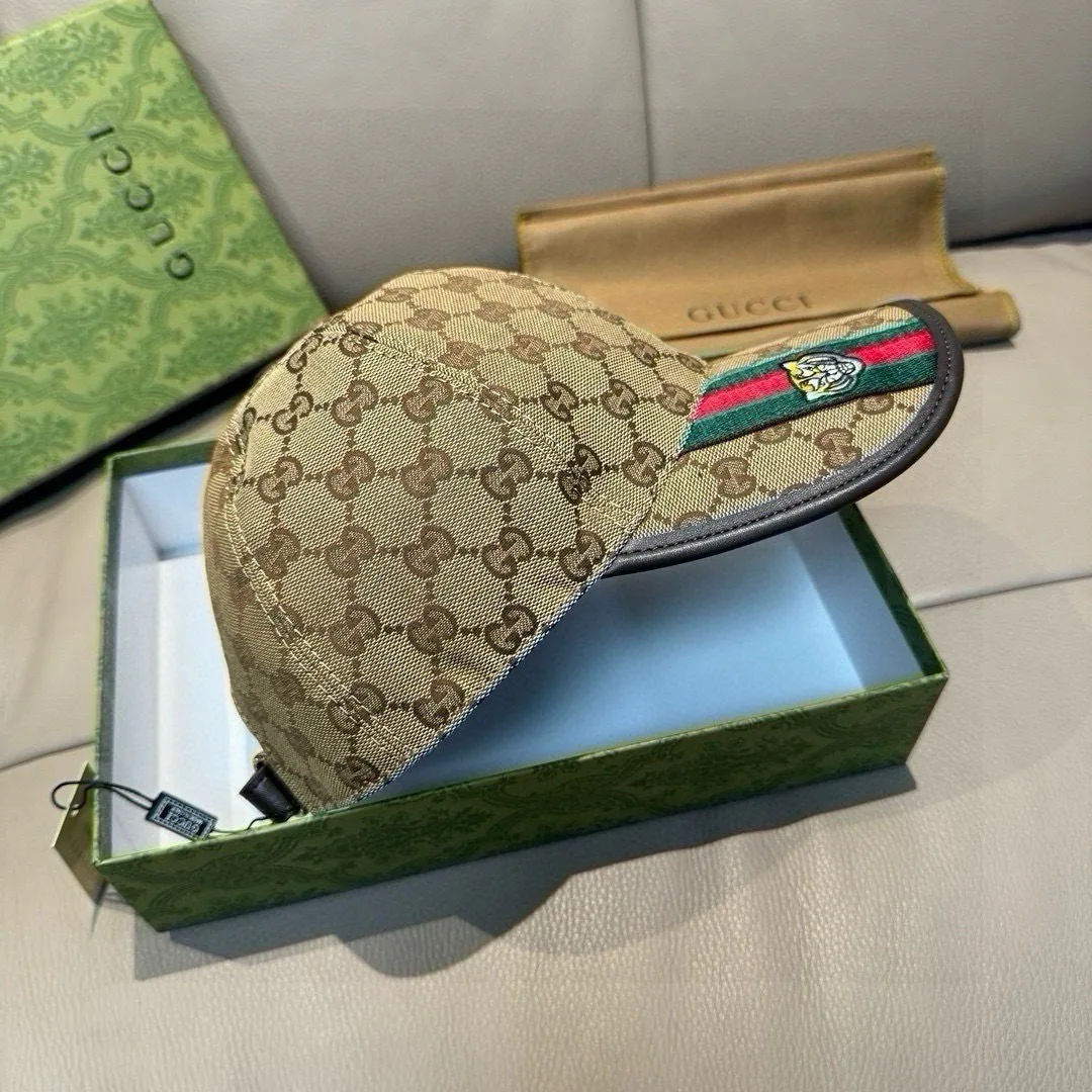 Hats GUCCI 18347093