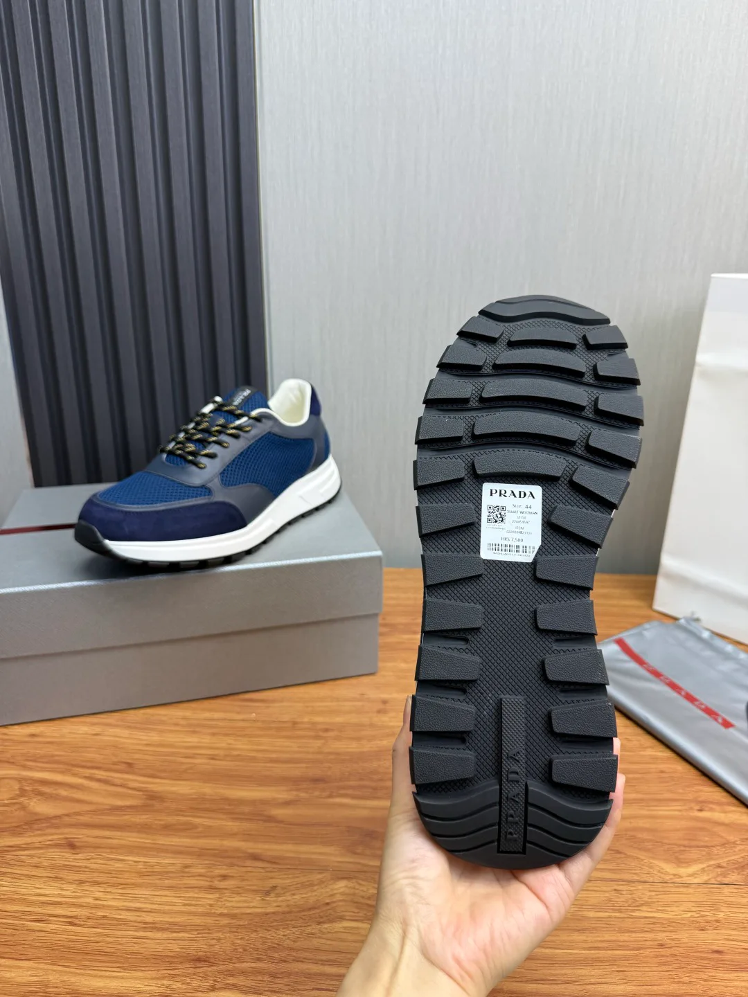 Men's Sneakers PRADA 17814117