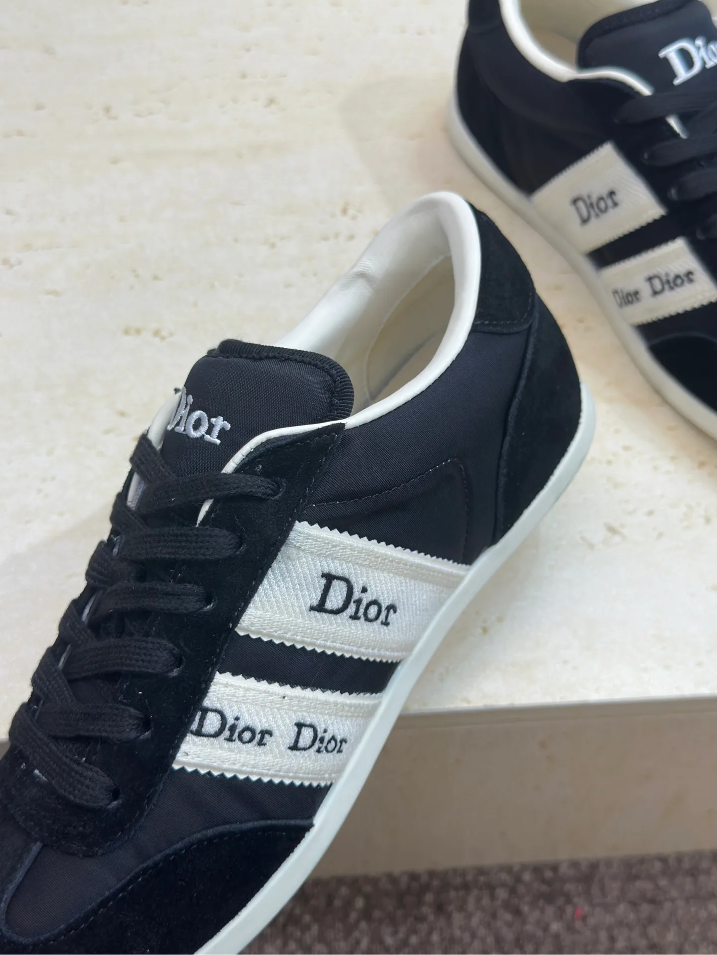Women's Sneakers CHRISTIAN DIOR 17612353