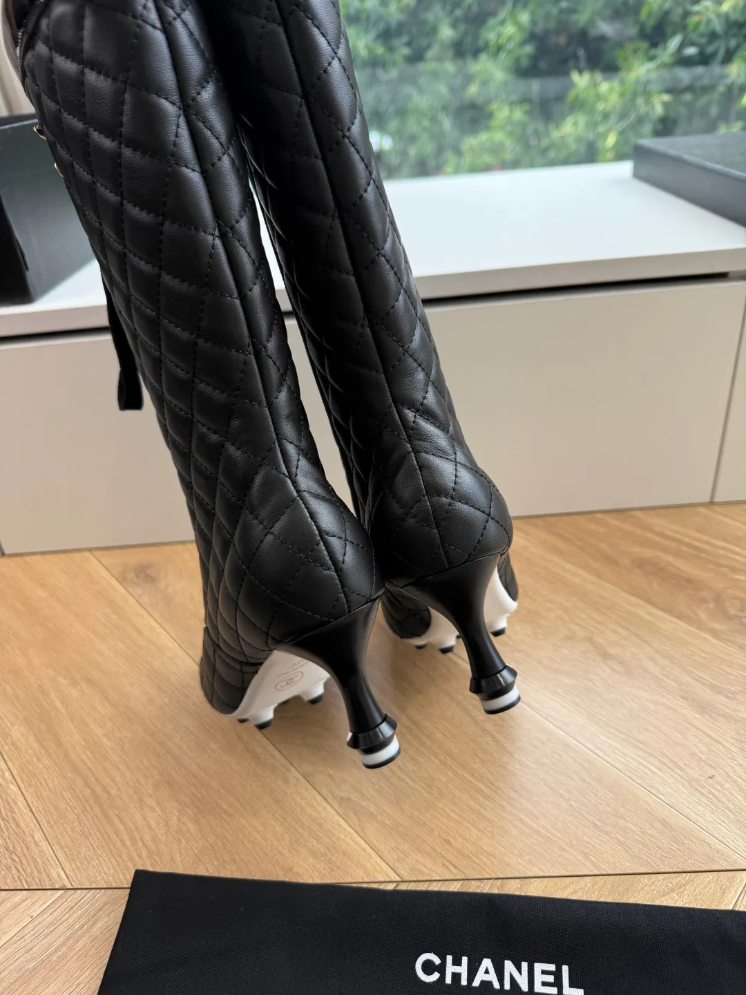 Women's Boots CHANEL 18069792