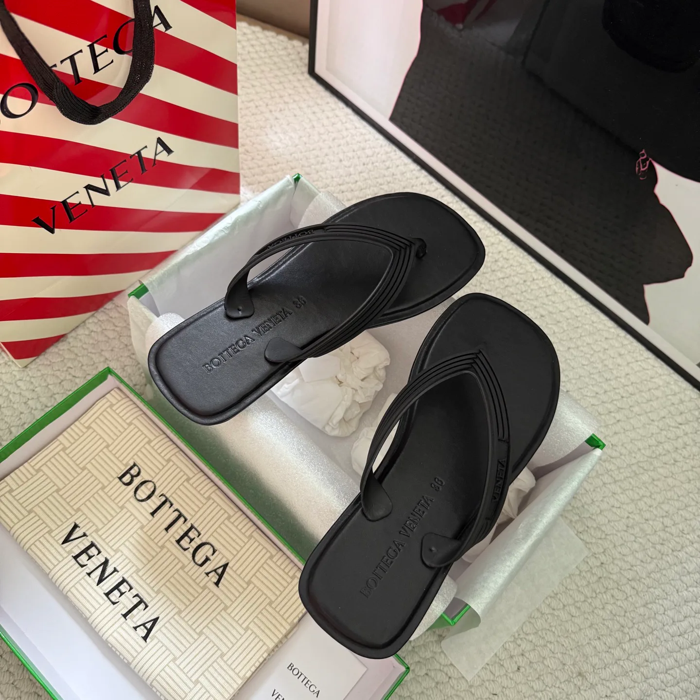 Women's Flip-Flops BOTTEGA VENETA 17386126