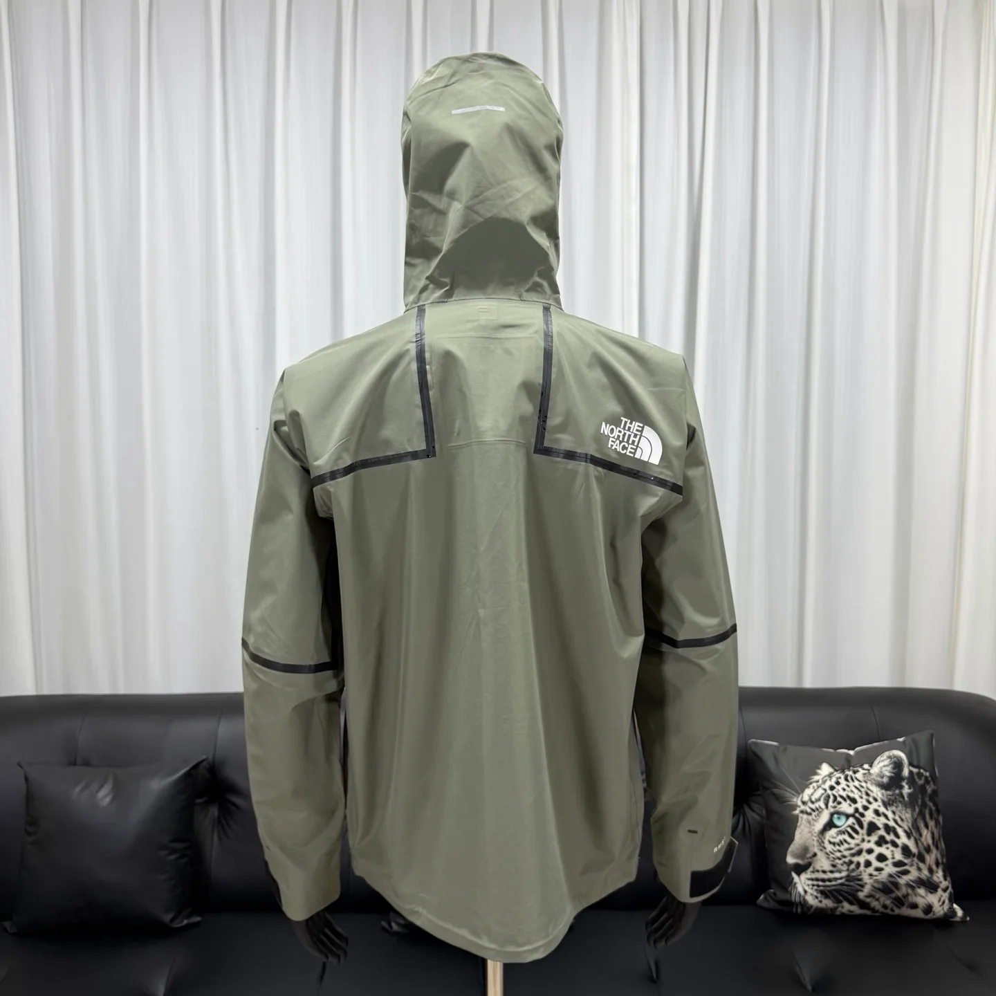 Men's Jackets And Down Jackets THE NORTH FACE 17862705