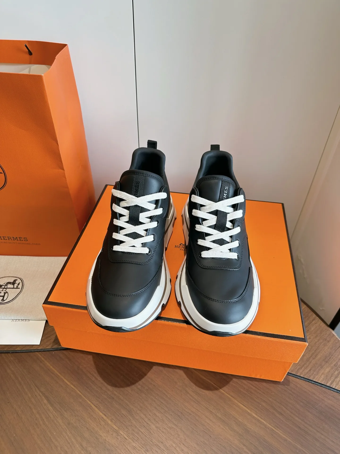 Men's Sneakers HERMES 18485691