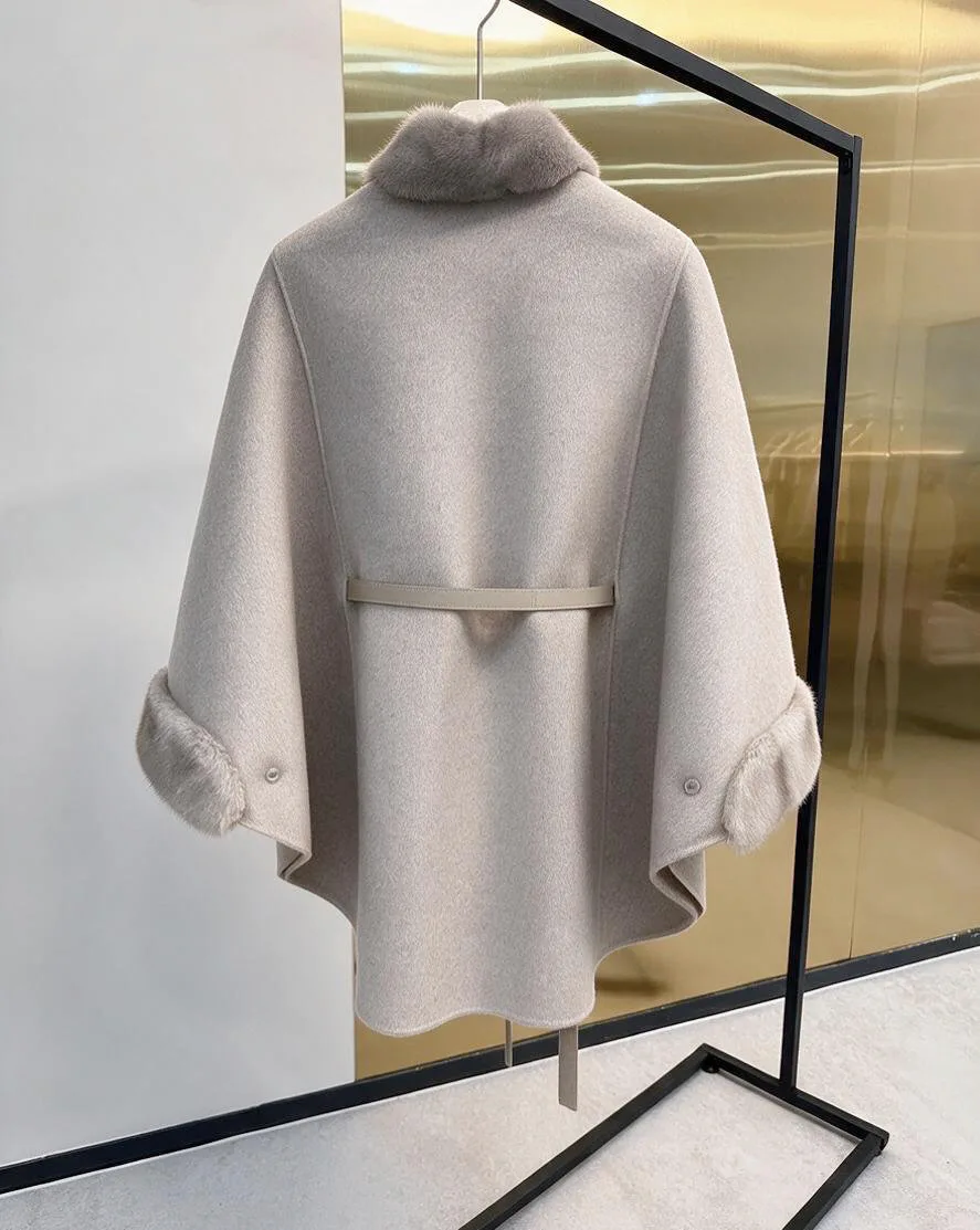 Women's Coats LORO PIANA 18478377