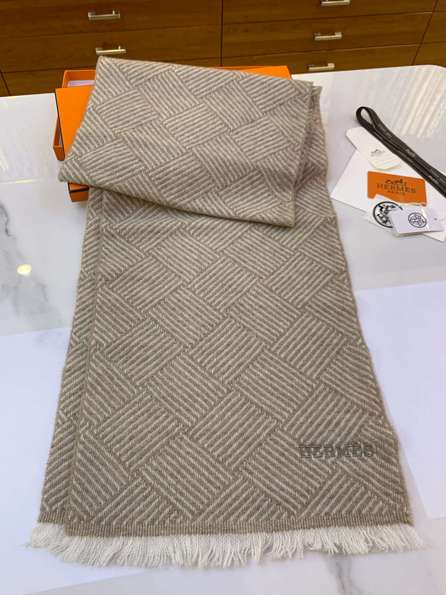 Scarves HERMES 18437538