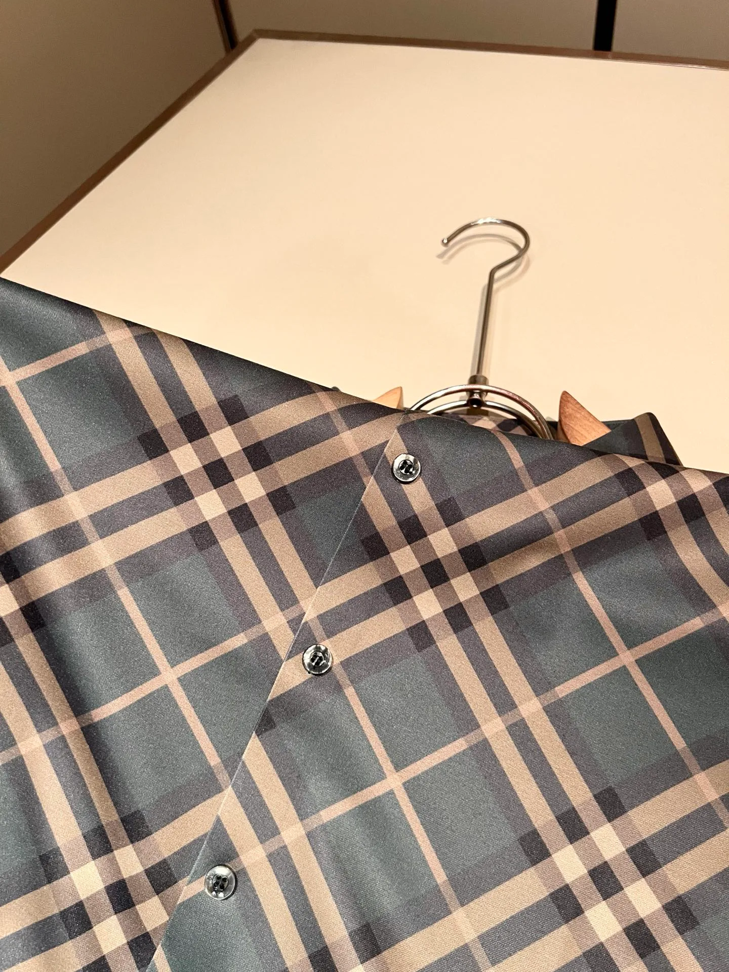 Men's Shirts BURBERRY 18343283