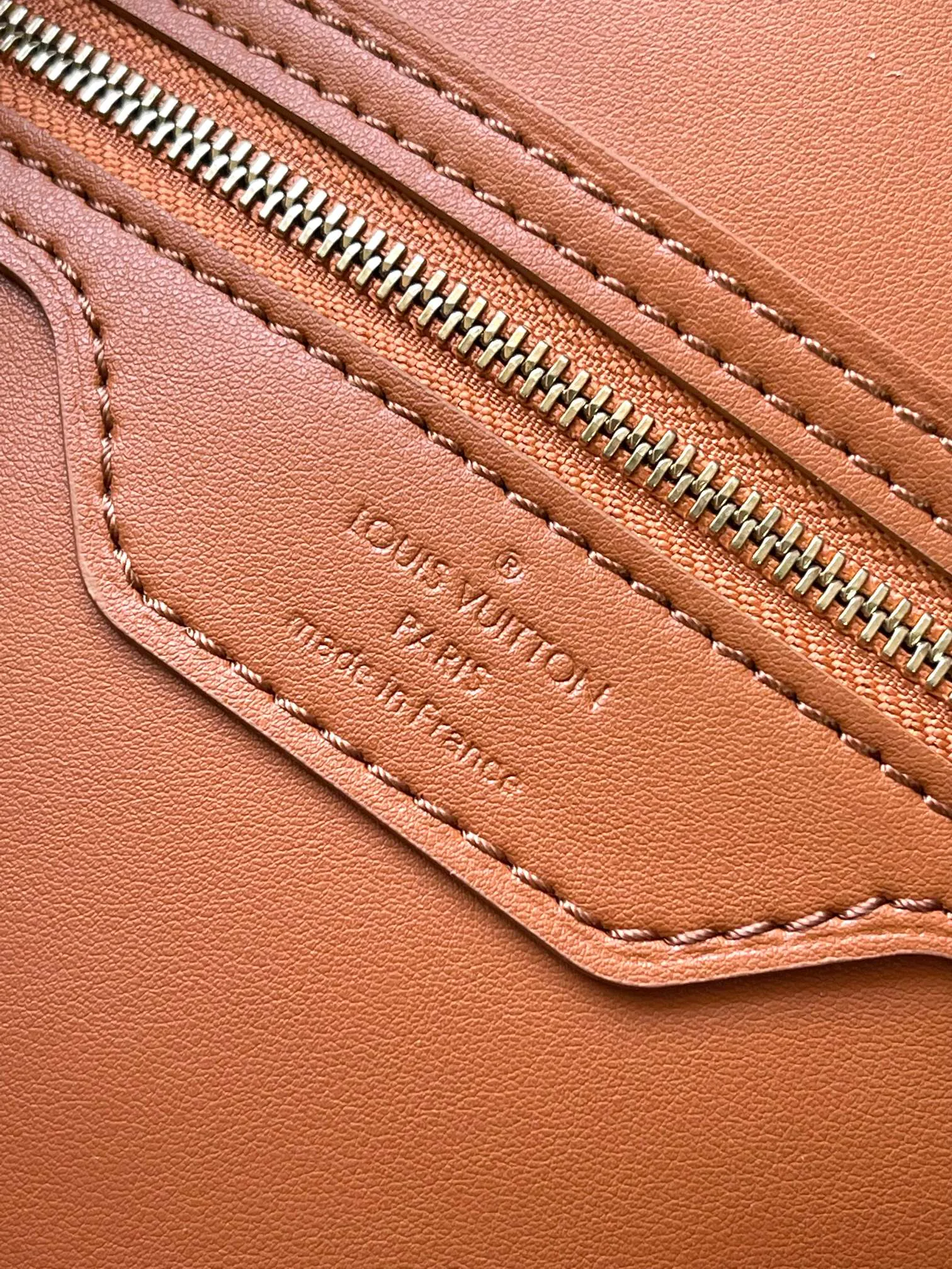 Women's Classic Handbags LOUIS VUITTON 18153139