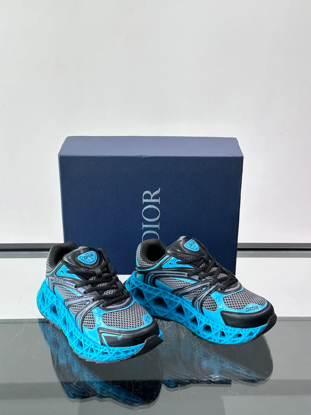Women's Sneakers CHRISTIAN DIOR 18102561