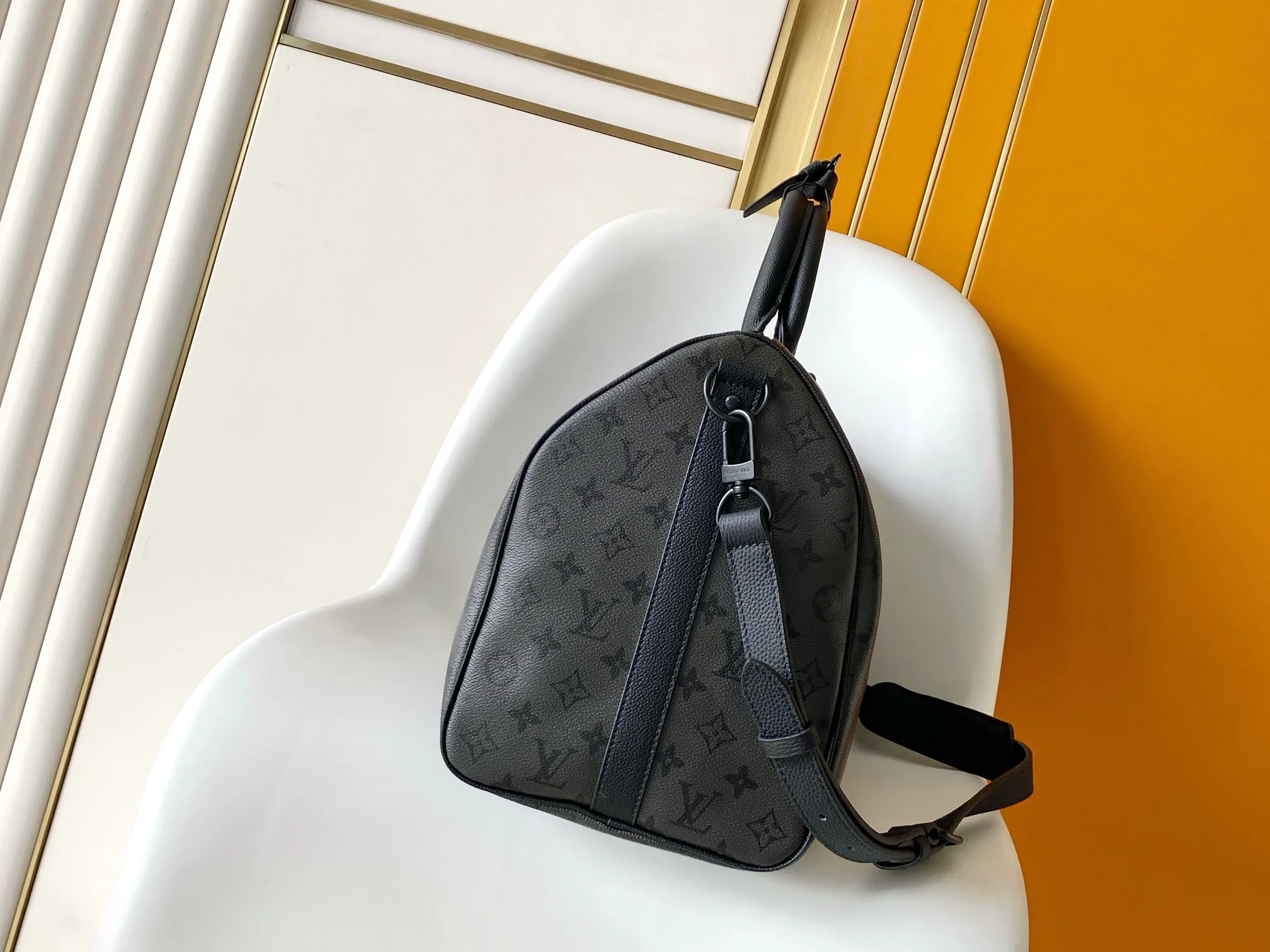 Women's Travel Bags LOUIS VUITTON 17949176