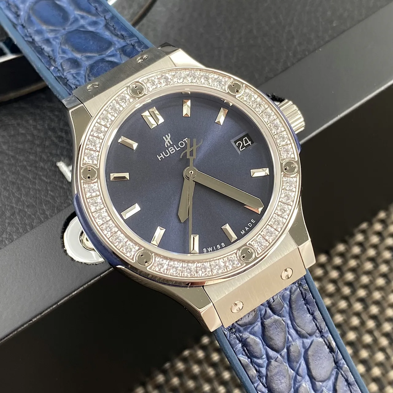 Women's Watches HUBLOT 17638285