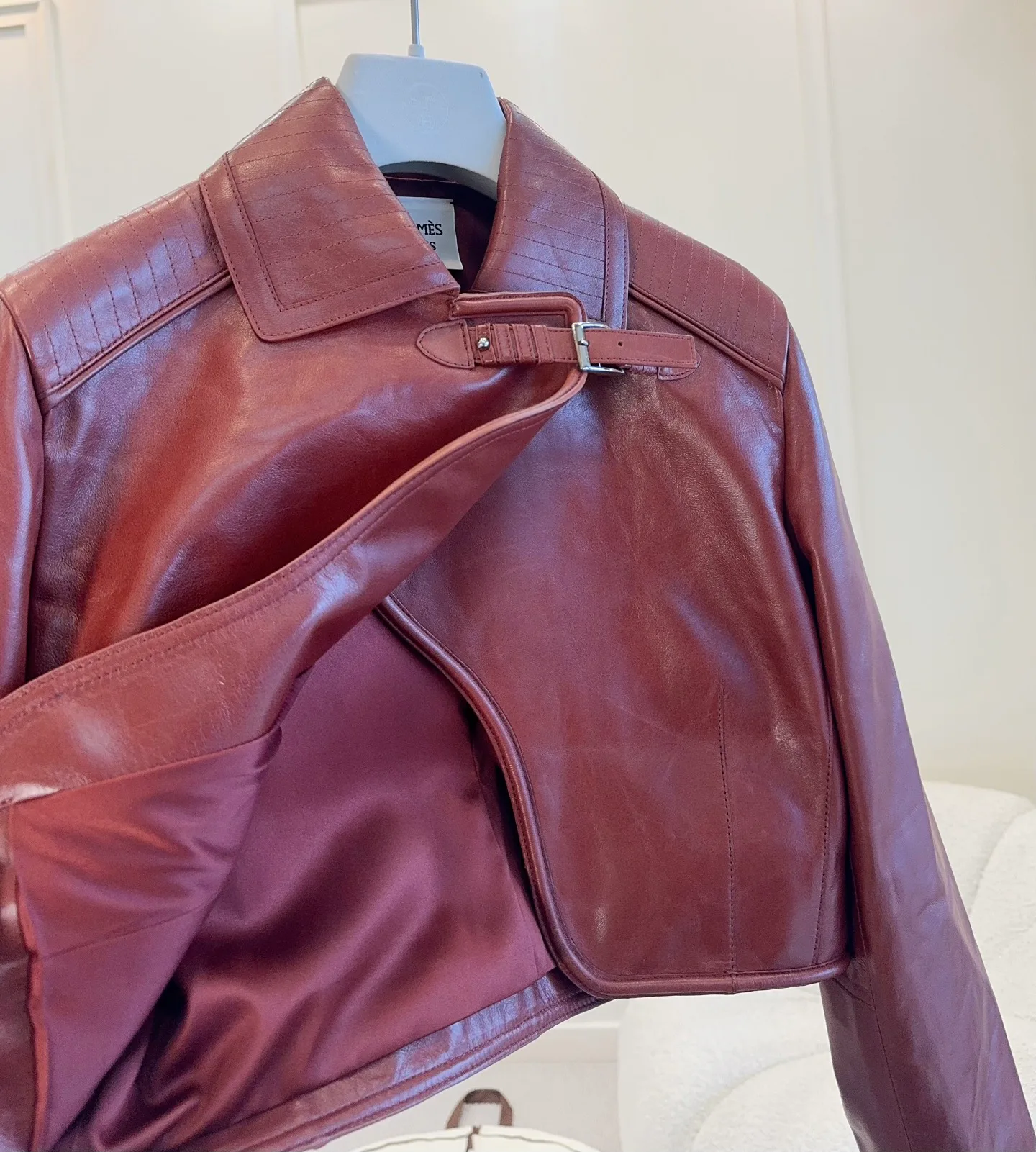 Women's Leather Jackets And Sheepskin Coats HERMES 18336446