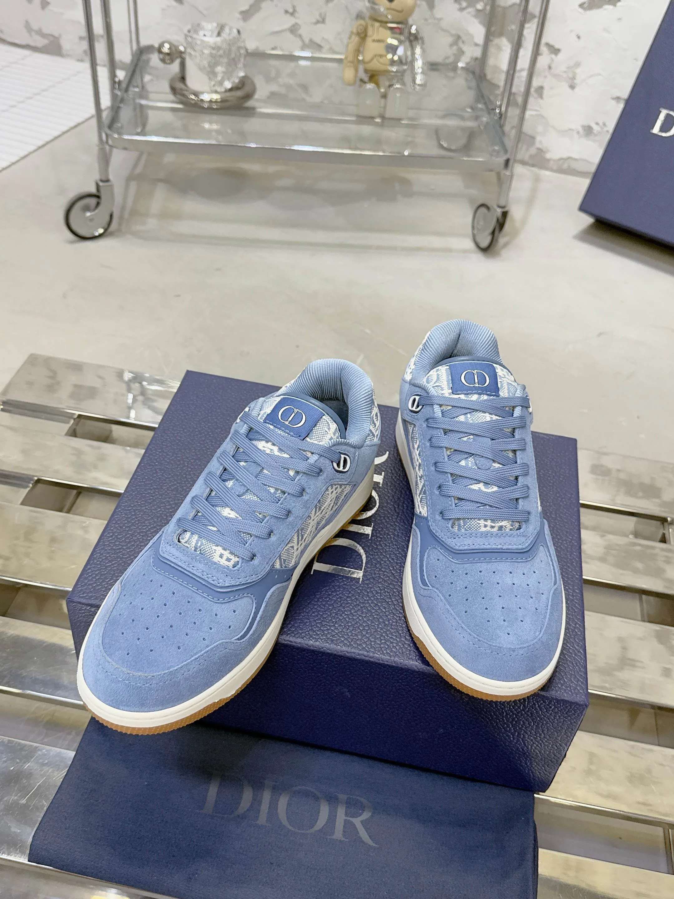 Women's Sneakers CHRISTIAN DIOR 17467501