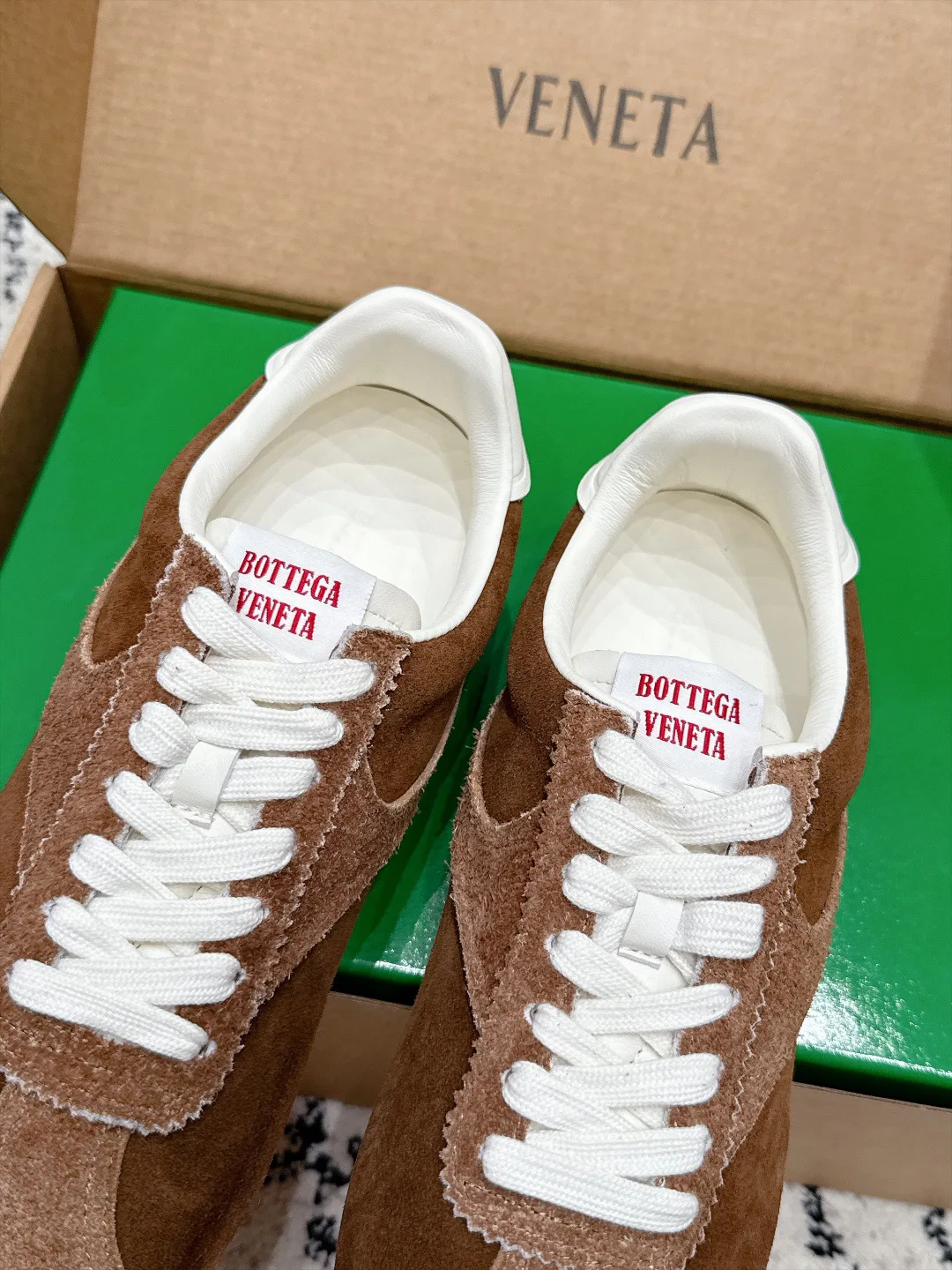Women's Sneakers BOTTEGA VENETA 18125101