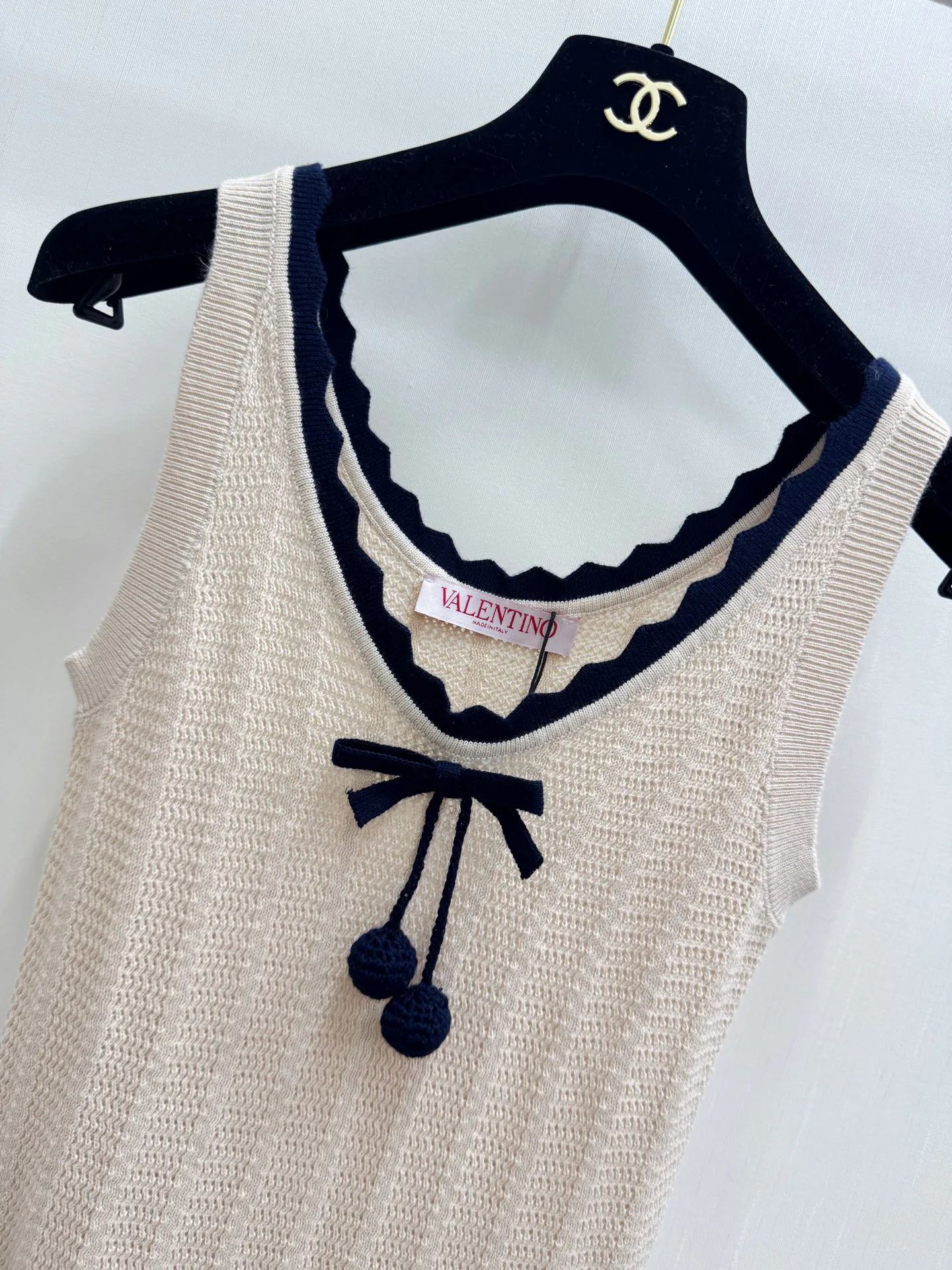 Women's Vests VALENTINO 17285194