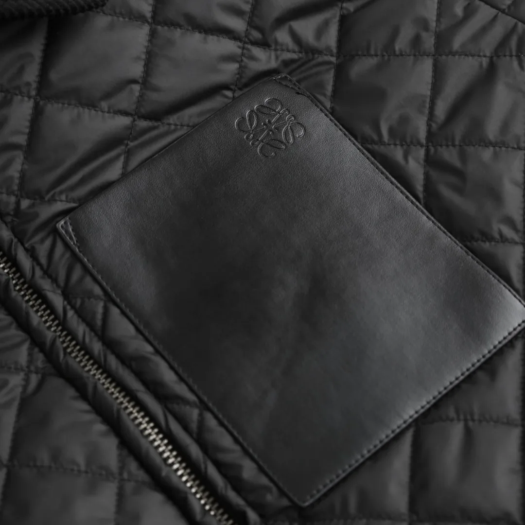 Women's Jackets And Down Jackets LOEWE 18022537