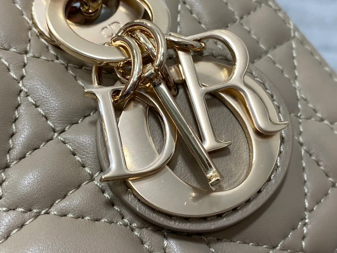 Women's Classic Handbags CHRISTIAN DIOR 17770394