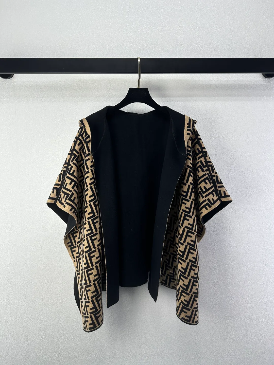 Women's Jumpers And Sweaters FENDI 17953715