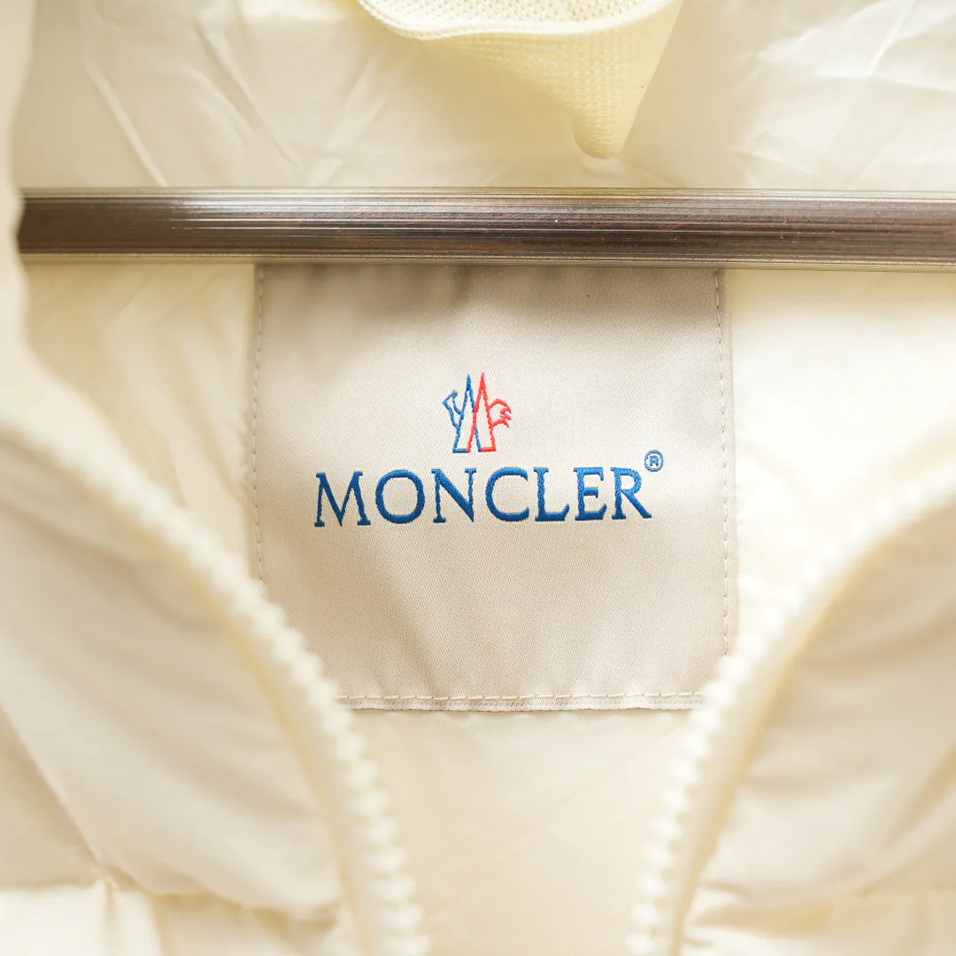 Women's Vests MONCLER 18455959