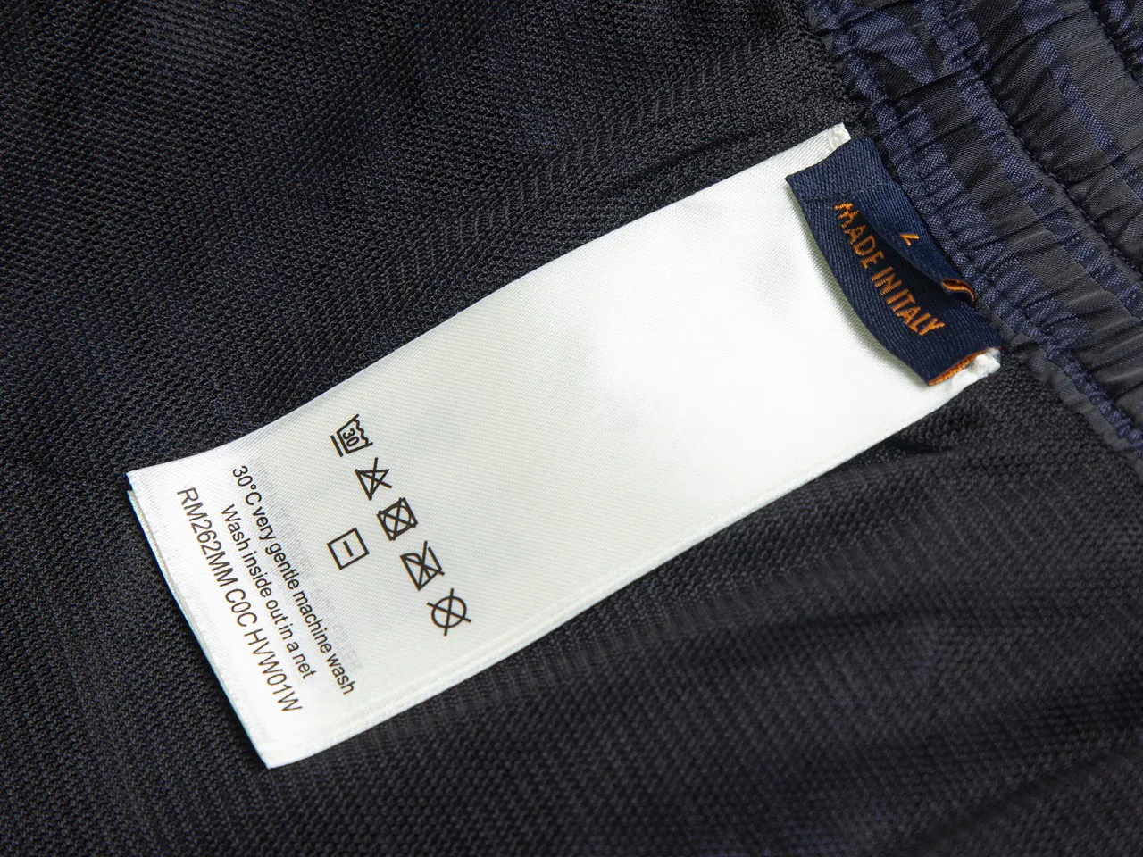 Men's Shorts LOUIS VUITTON 17798028