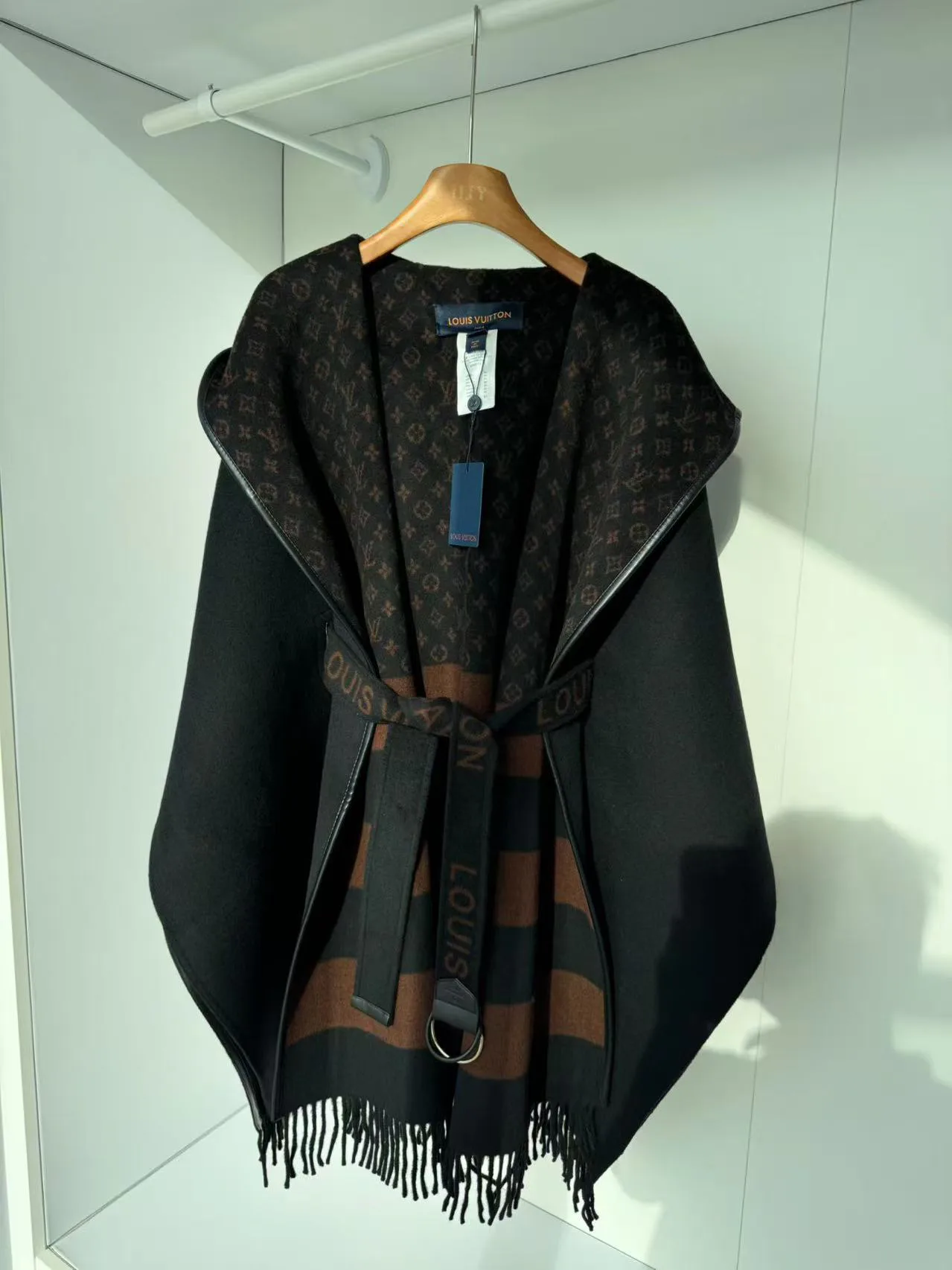 Women's Coats LOUIS VUITTON 18527296