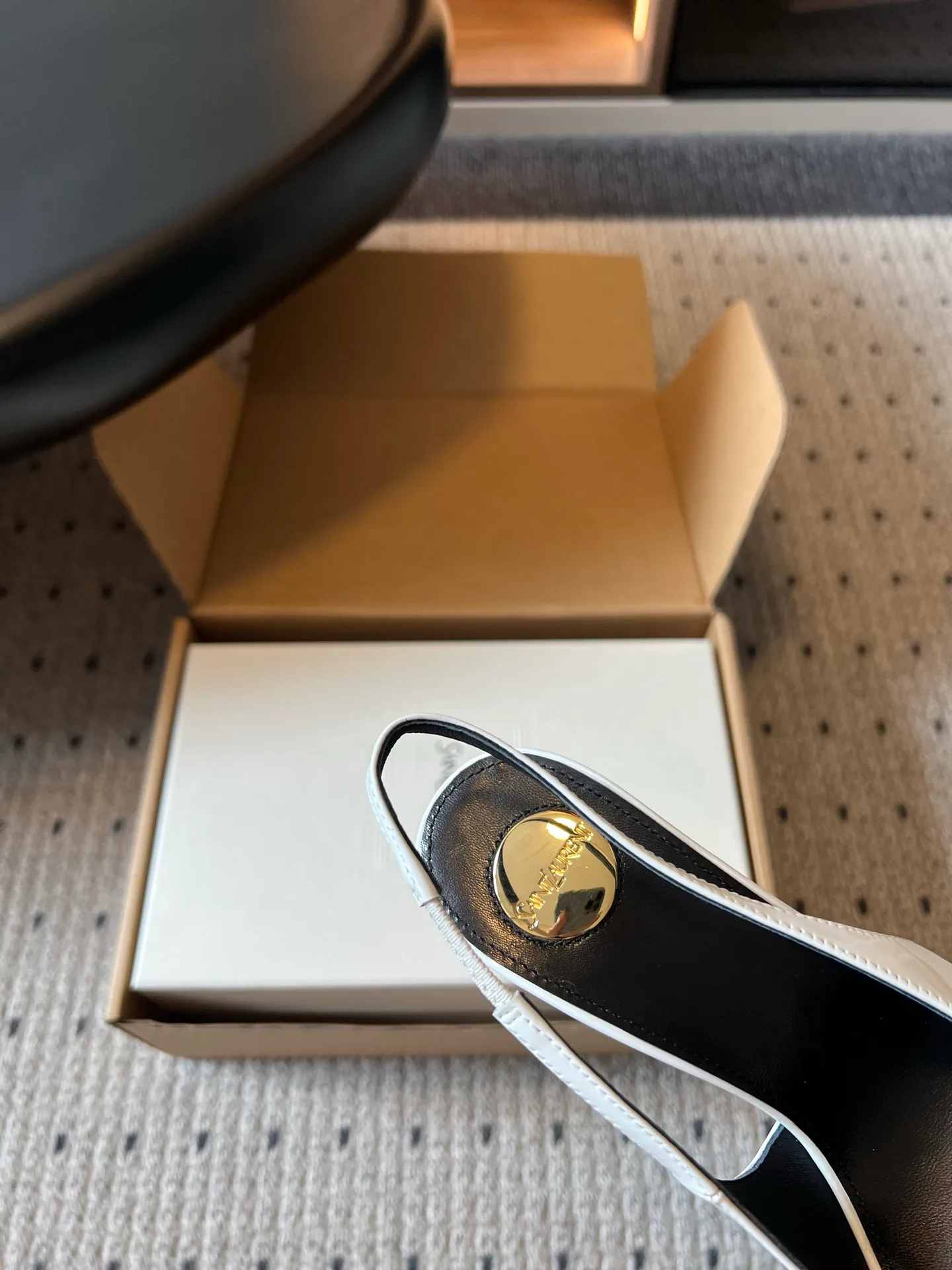 Women's Heels SAINT LAURENT 17360159