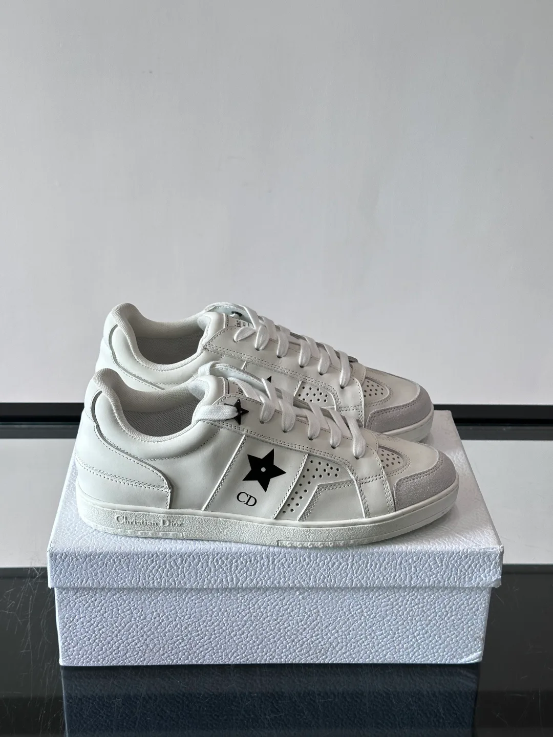 Women's Sneakers CHRISTIAN DIOR 17914076