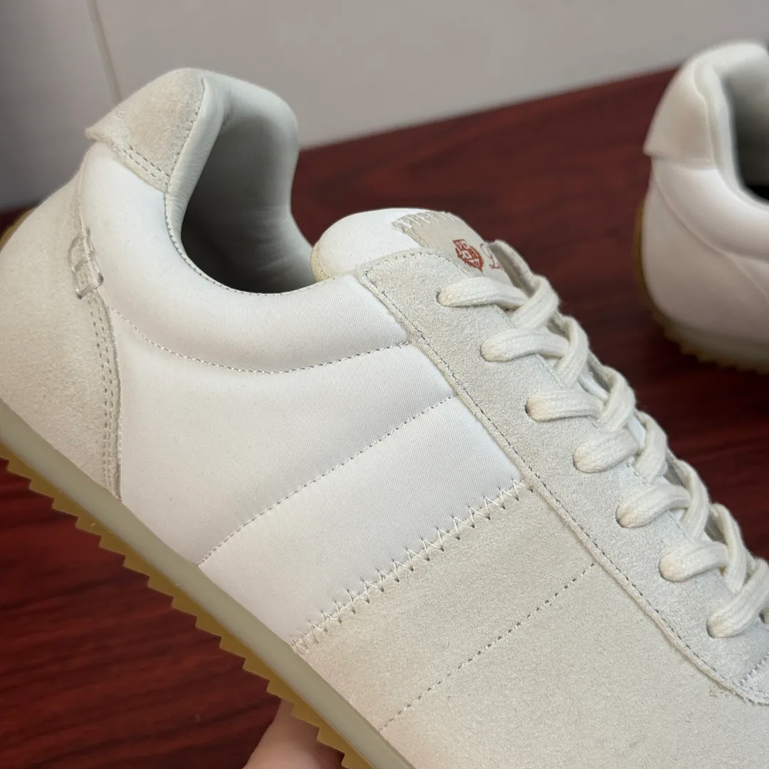Women's Sneakers LORO PIANA 17636486