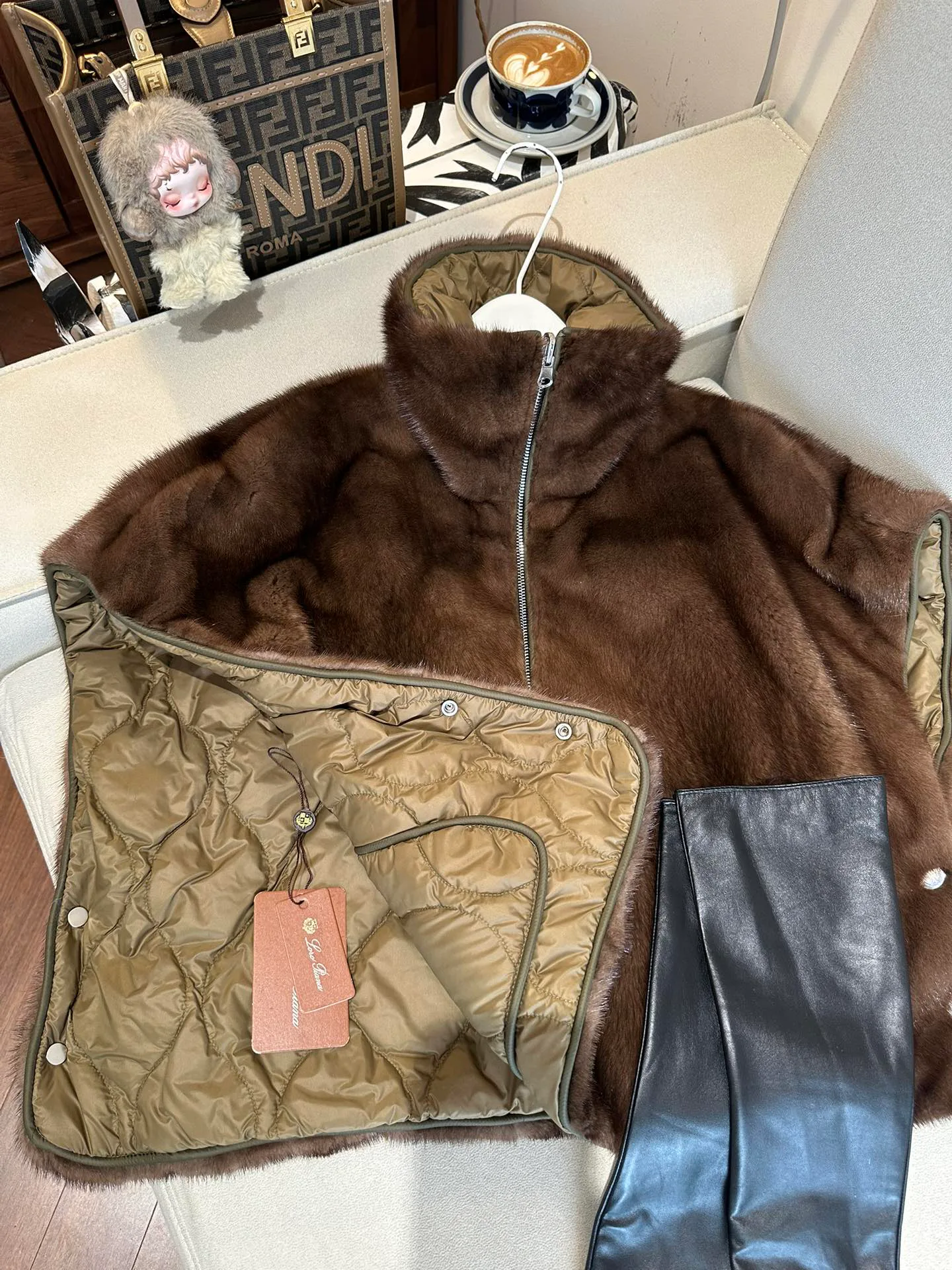 Women's Fur Coats LORO PIANA 18536036