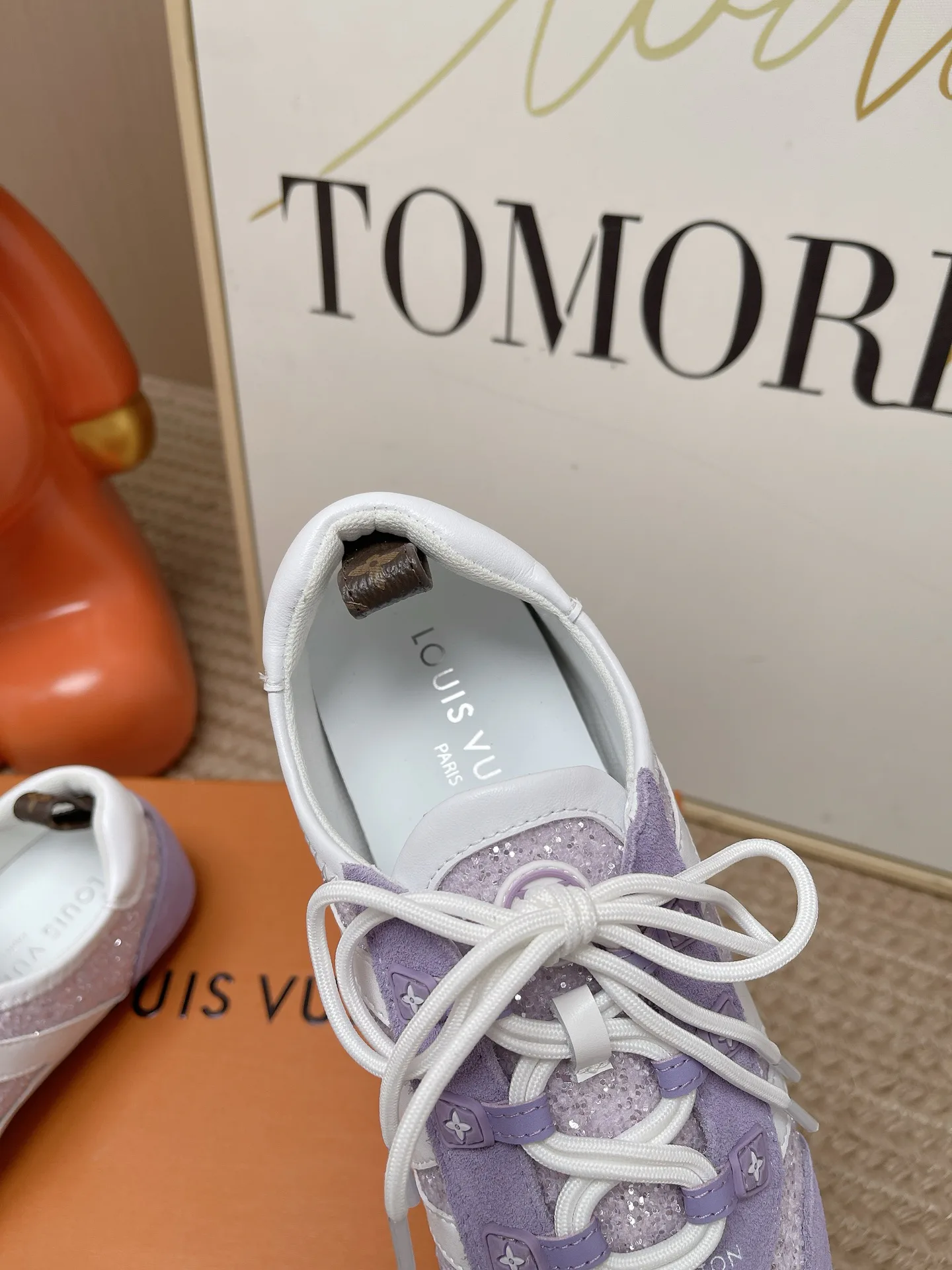 Women's Sneakers LOUIS VUITTON 17571641