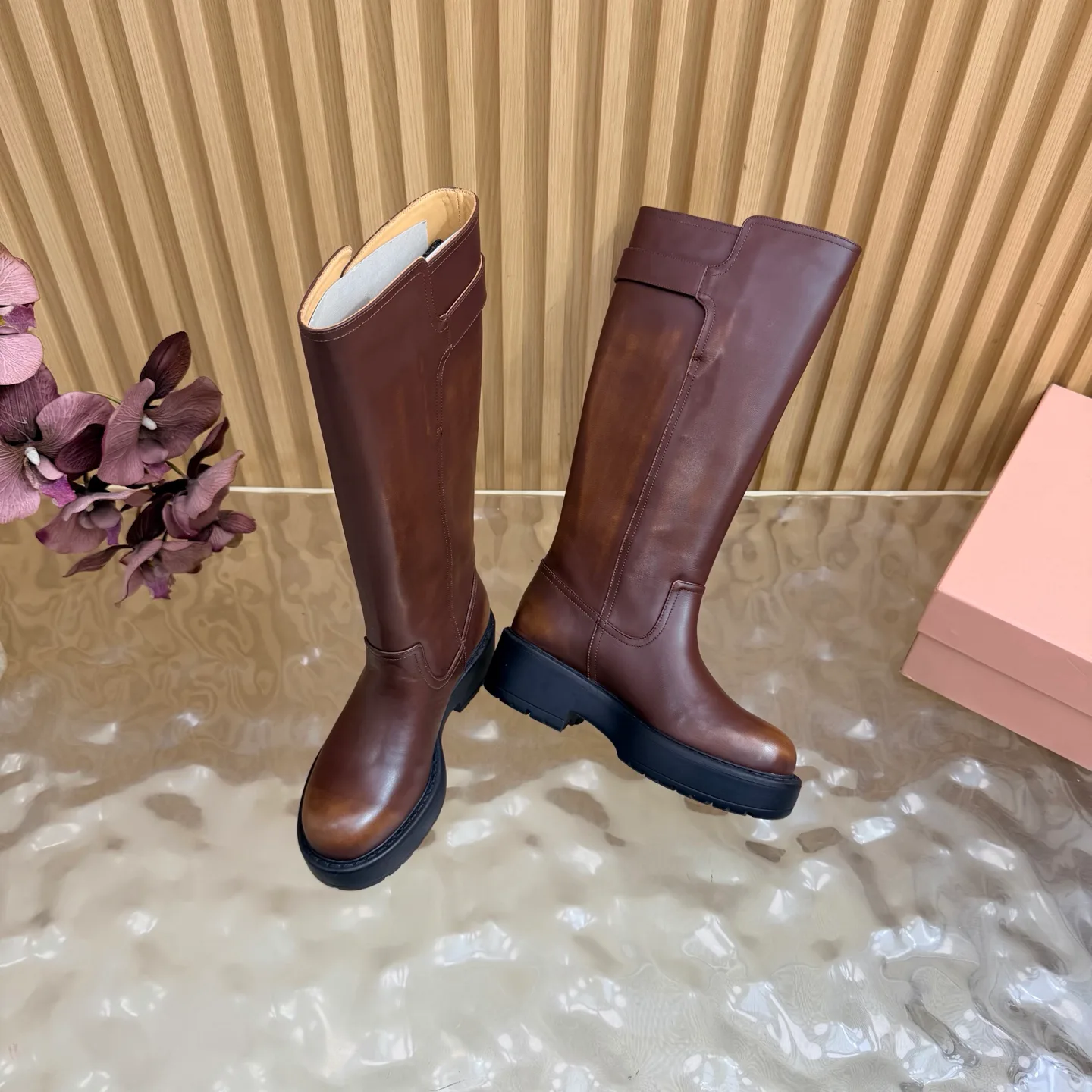 Women's Boots MIU MIU 18235400