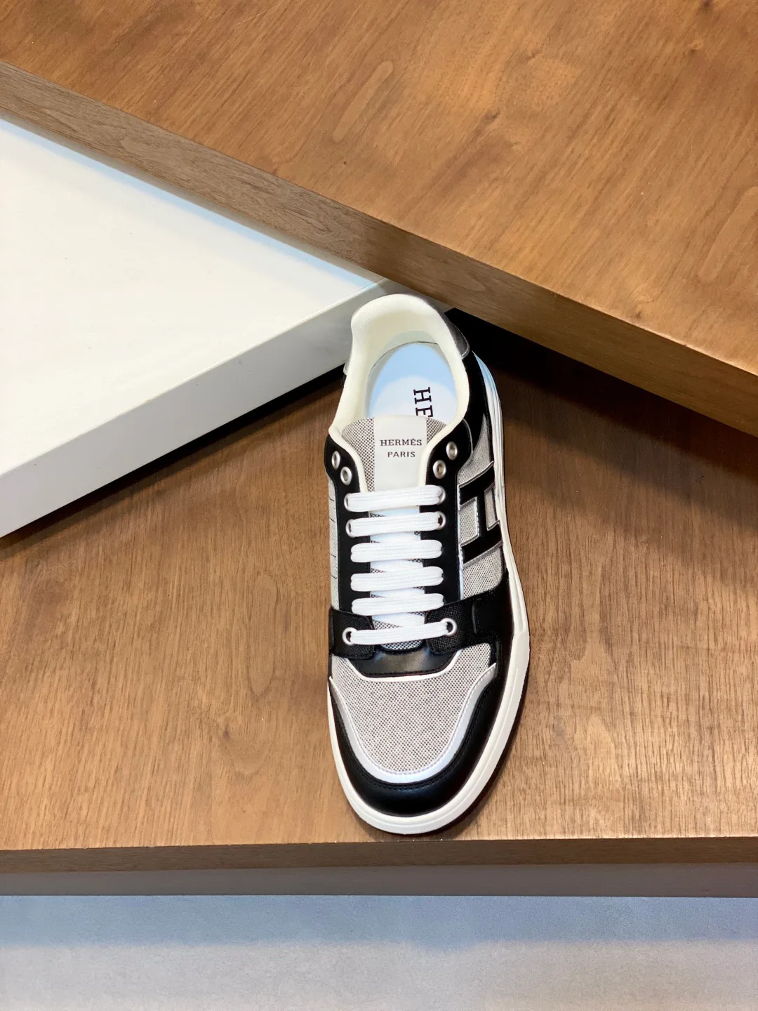 Men's Sneakers HERMES 18449144