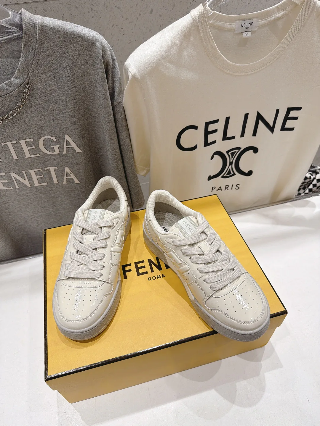 Women's Sneakers FENDI 17908449