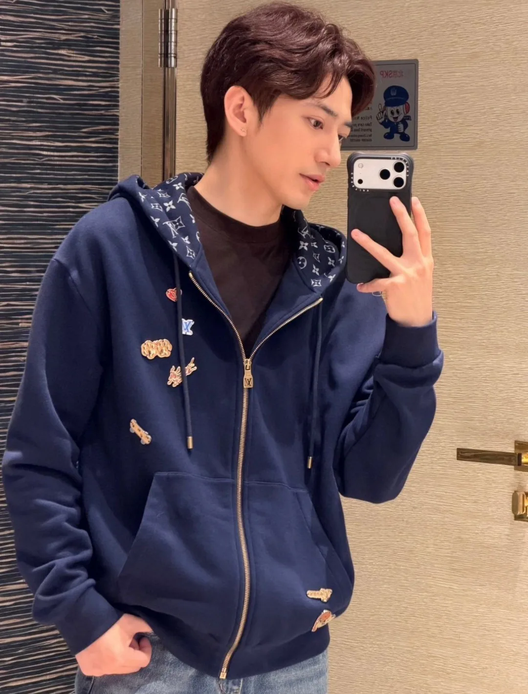 Men's Sweatshirts And Hoodies LOUIS VUITTON 17852634