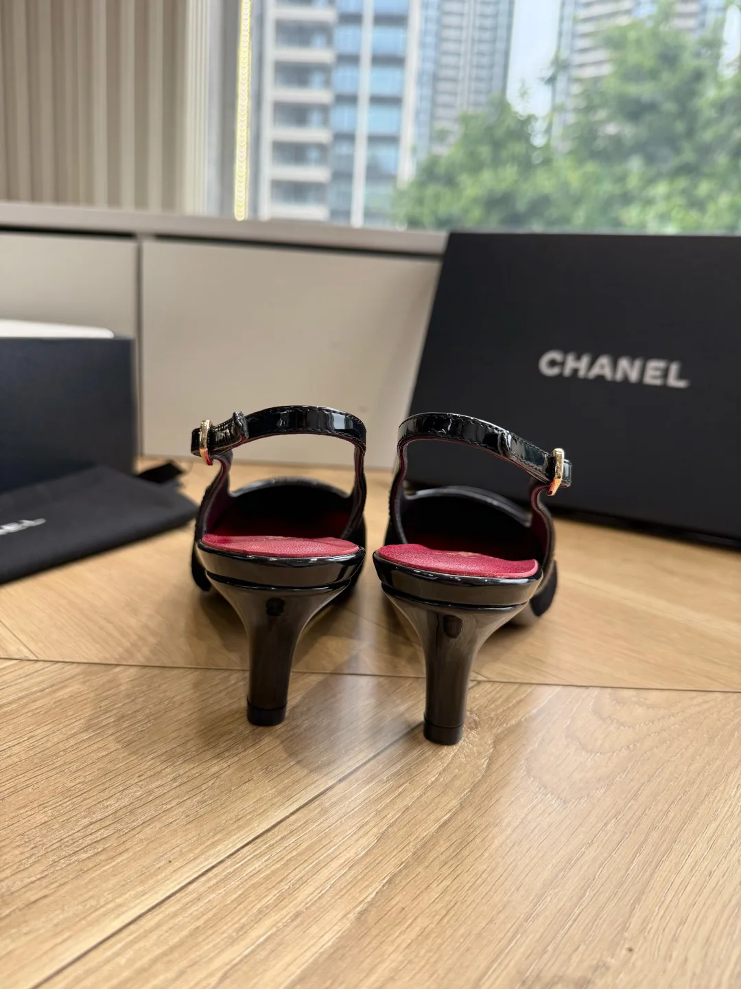 Women's Open-Toe Sandals CHANEL 17768377