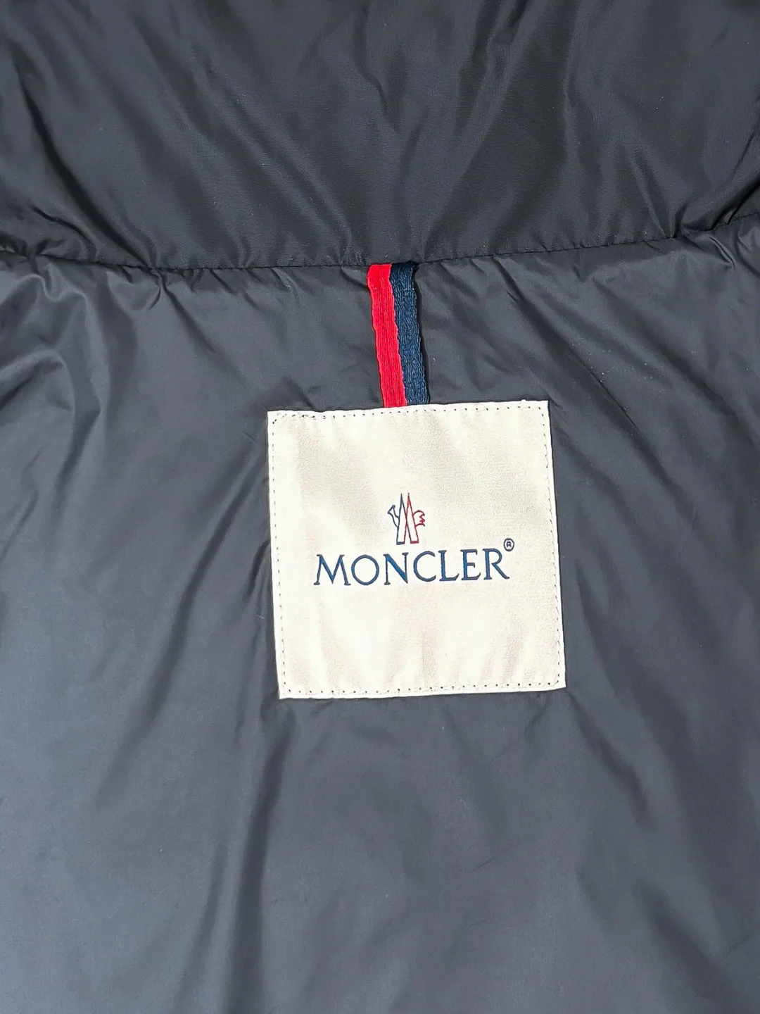 Куртки И Пуховики Мужские Moncler 18596630