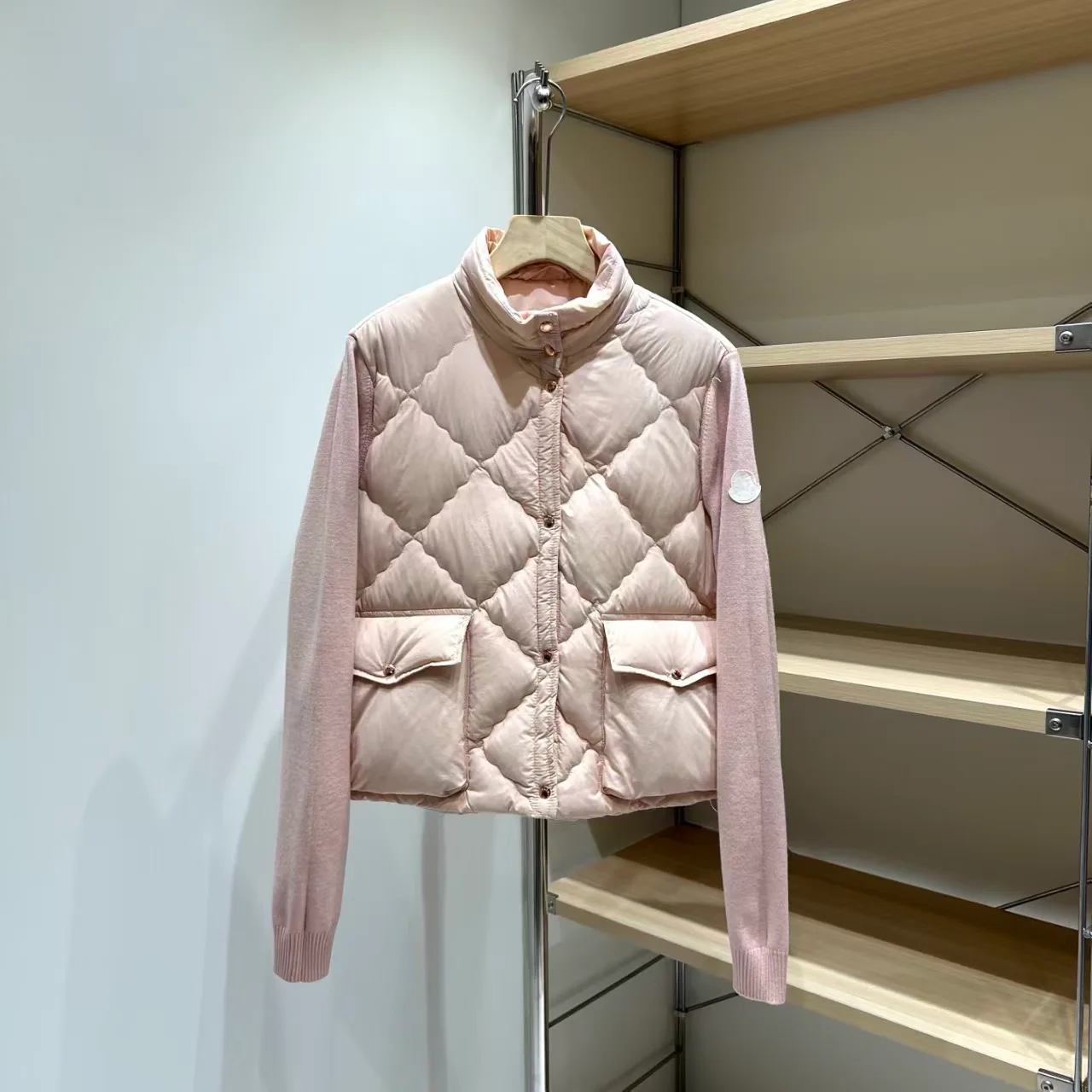Women's Jackets And Down Jackets MONCLER 18131411