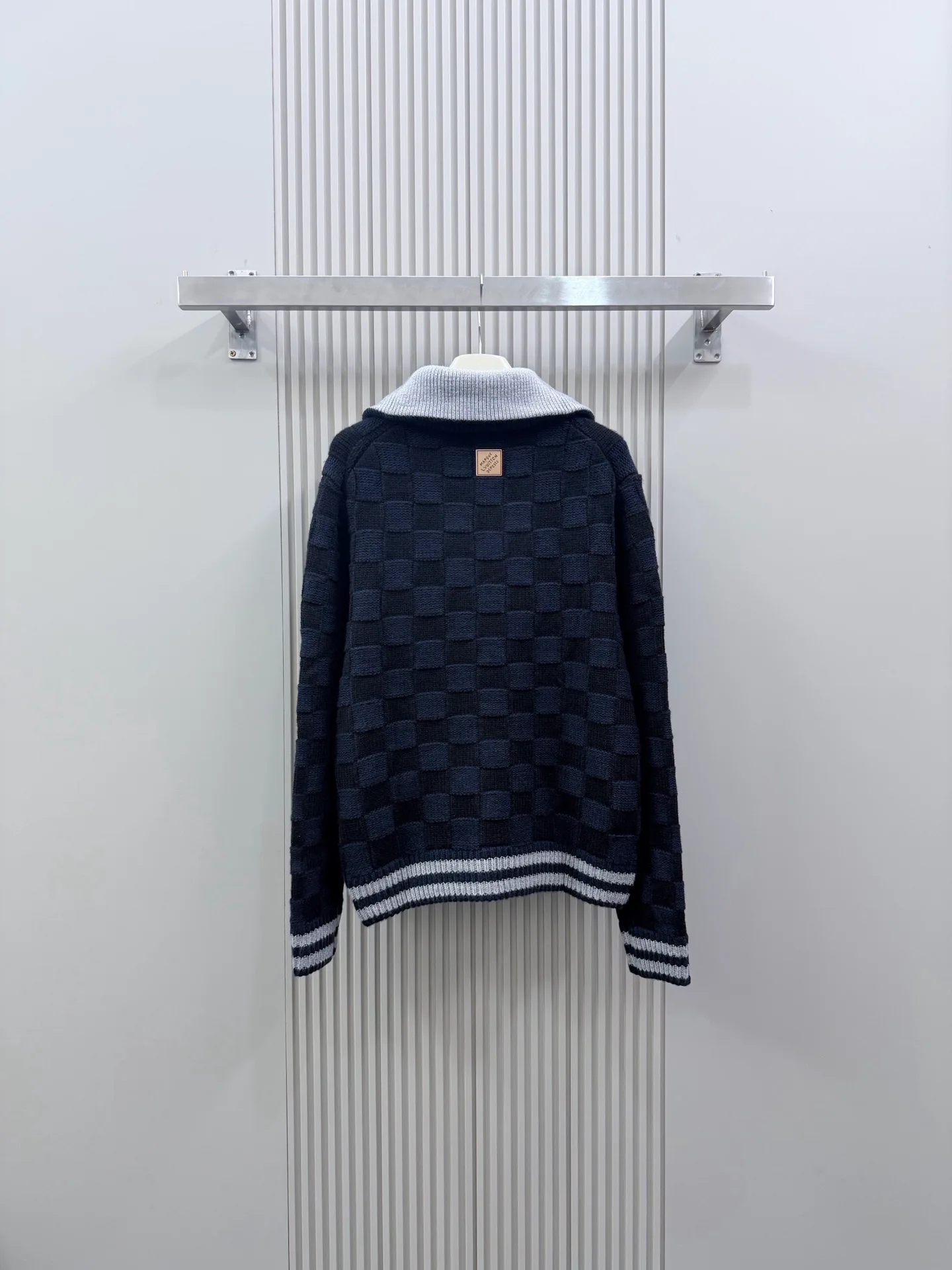 Men's Jumpers And Sweaters LOUIS VUITTON 18292825