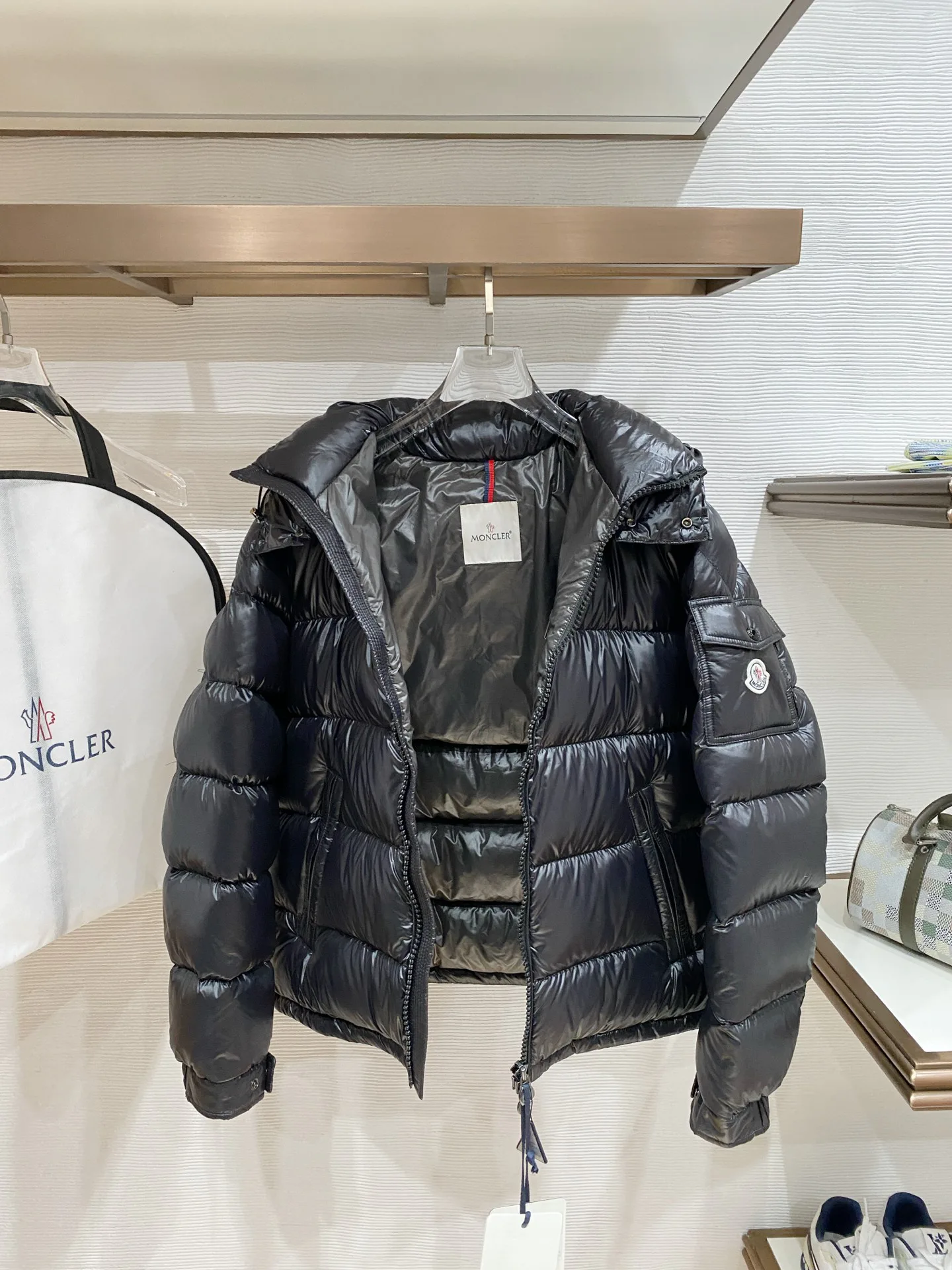 Men's Jackets And Down Jackets MONCLER 17896865